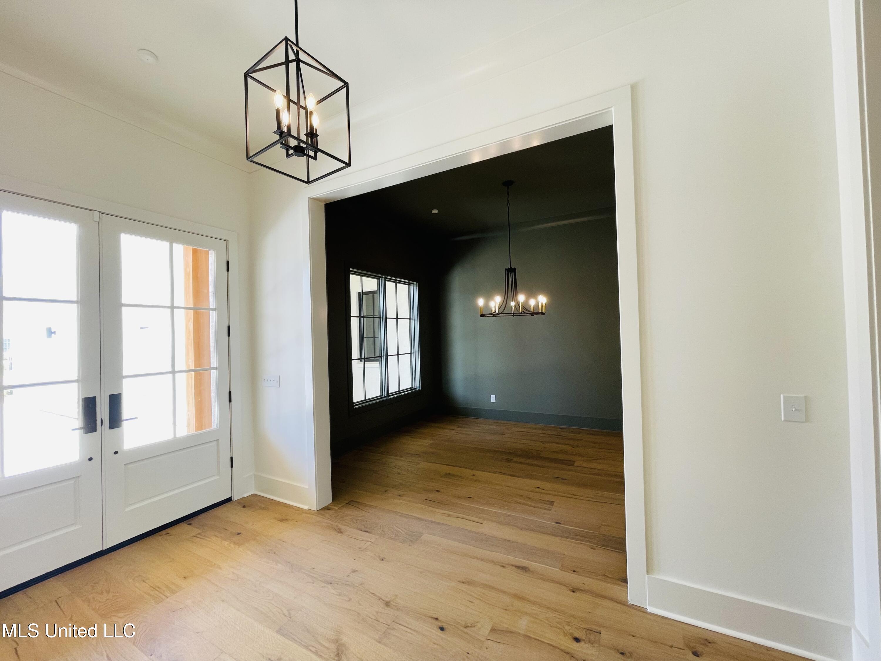 419 Whittington Circle Property Photo 7