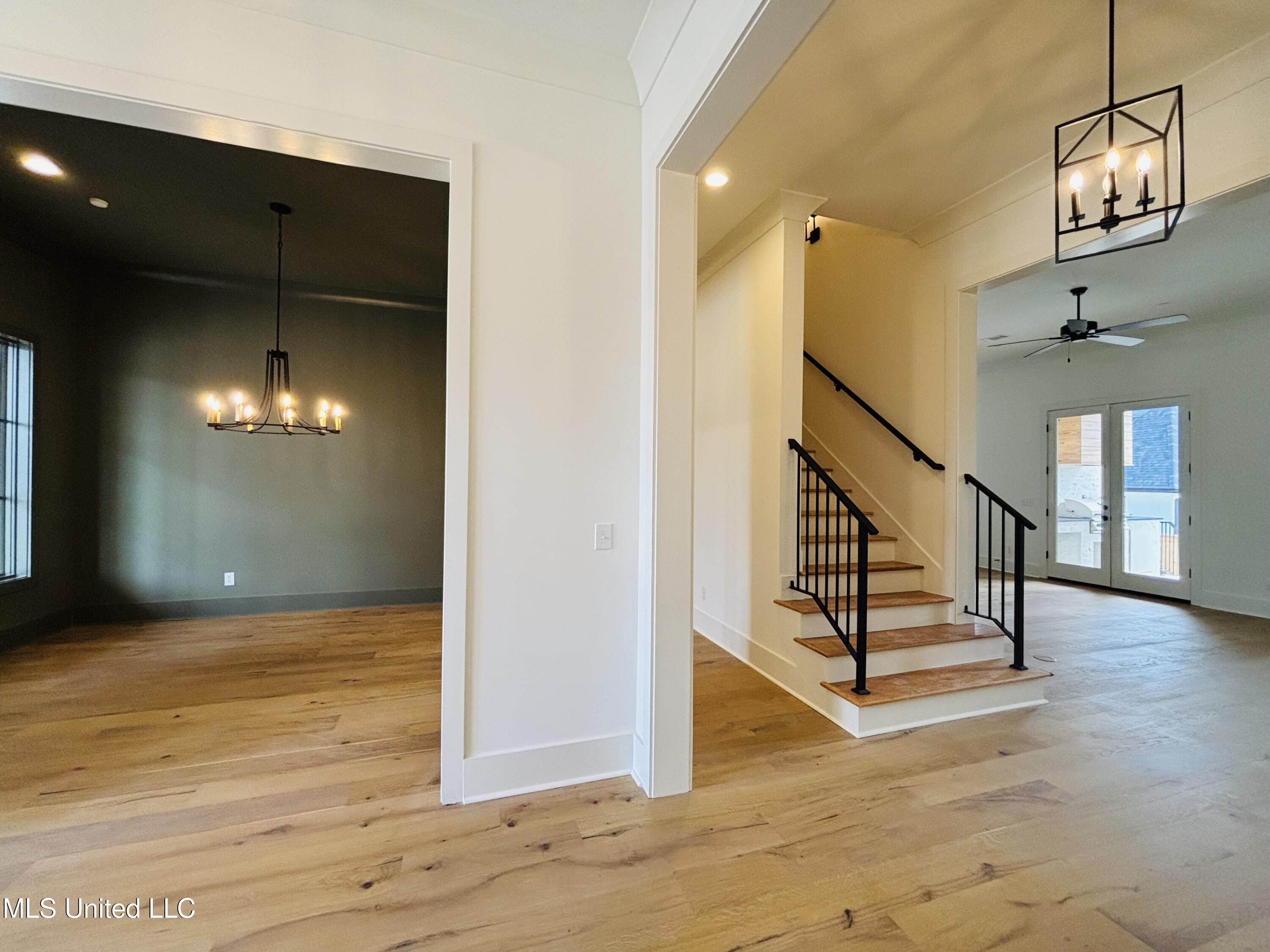 419 Whittington Circle Property Photo 8