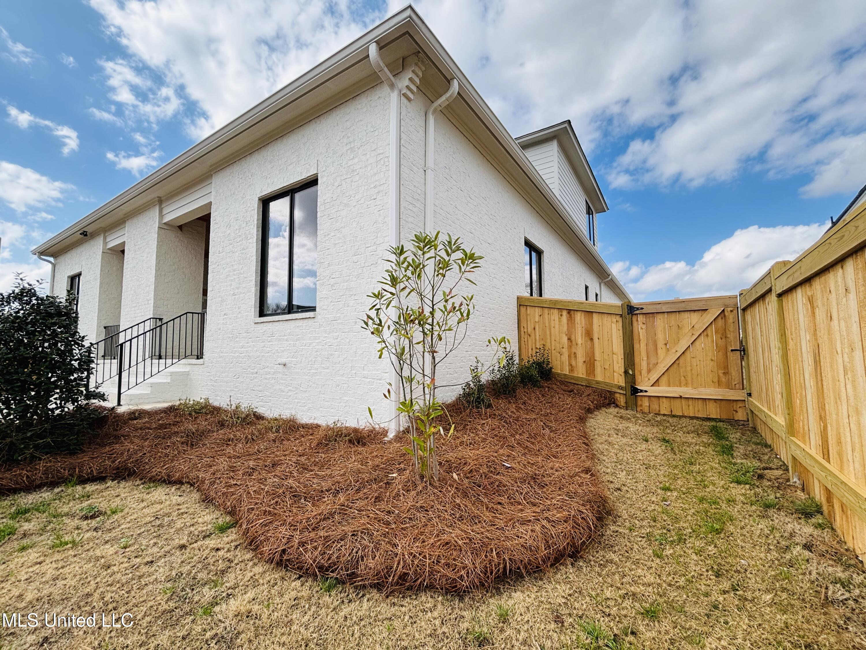 419 Whittington Circle Property Photo 46