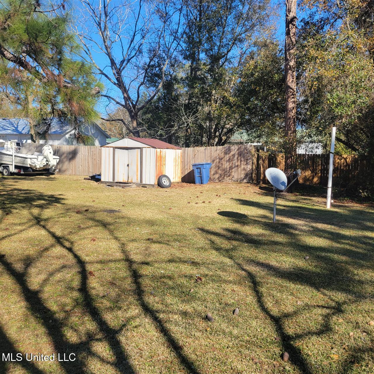 15917 Van Eaton Circle Property Photo 10