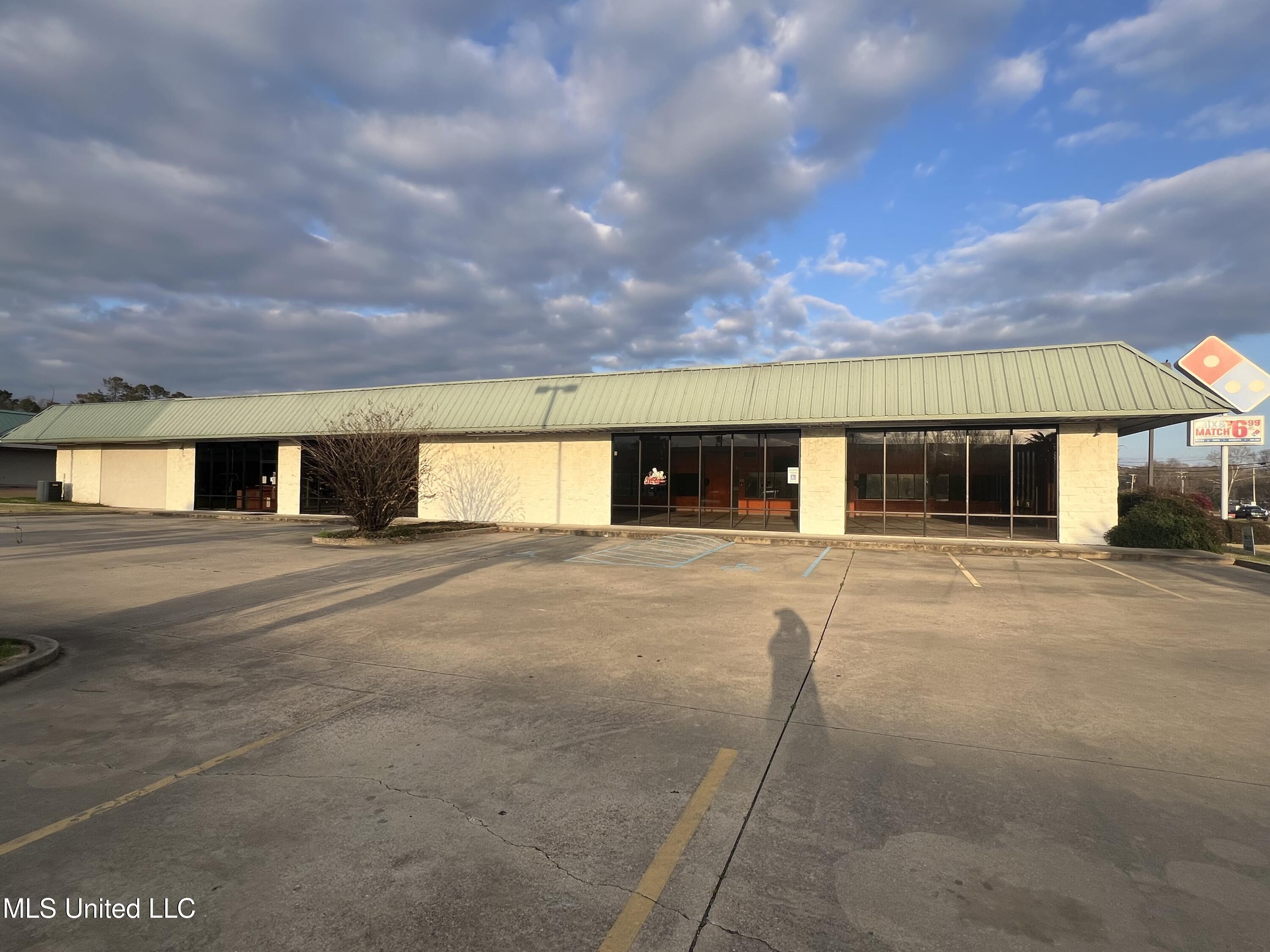 105 Northgate Road Property Photo 2