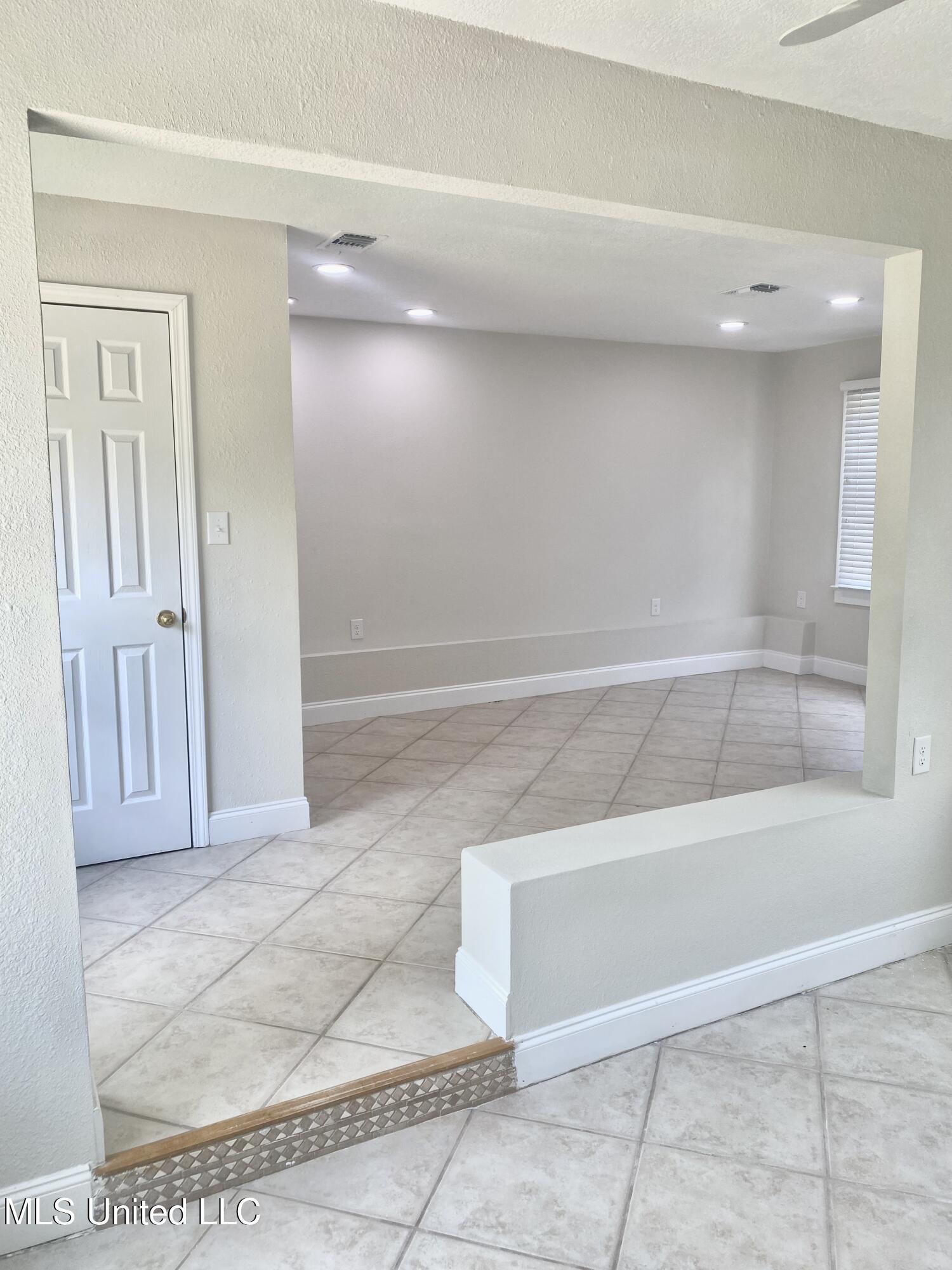 140 Azalea Drive Property Photo 29