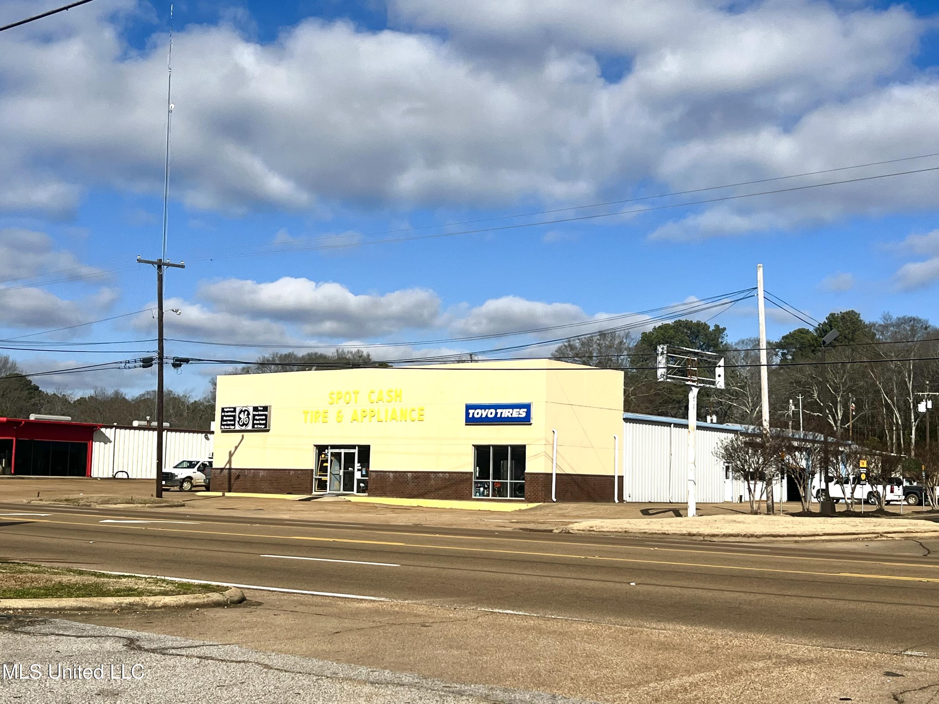 140 Ms-12 Property Photo 1
