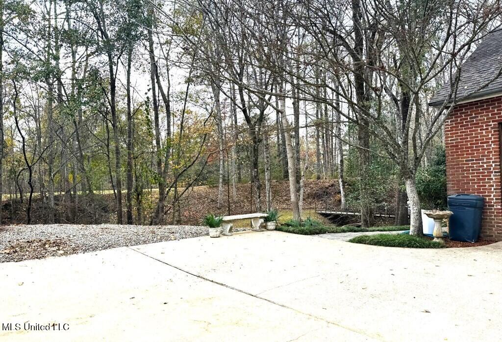 48 Fairway Drive Property Photo 2