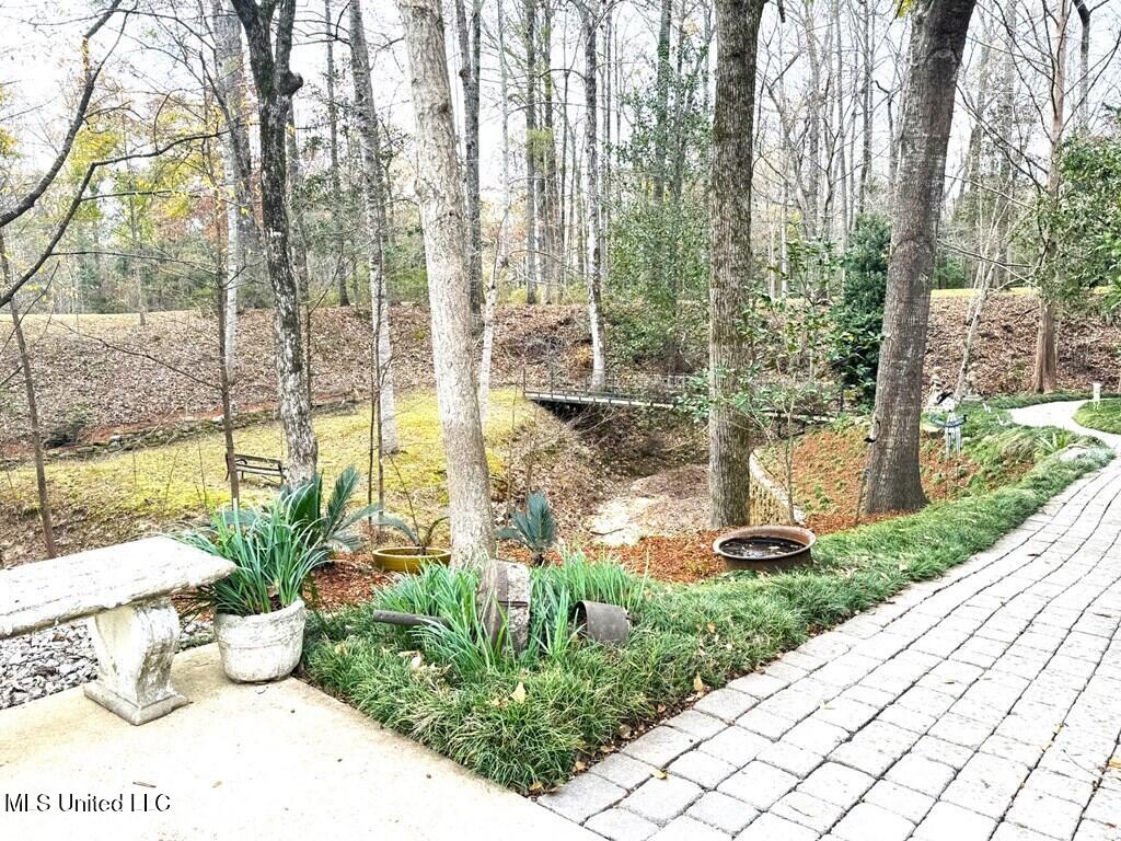 48 Fairway Drive Property Photo 3