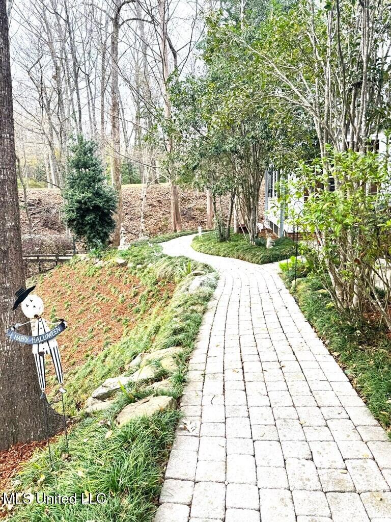 48 Fairway Drive Property Photo 4