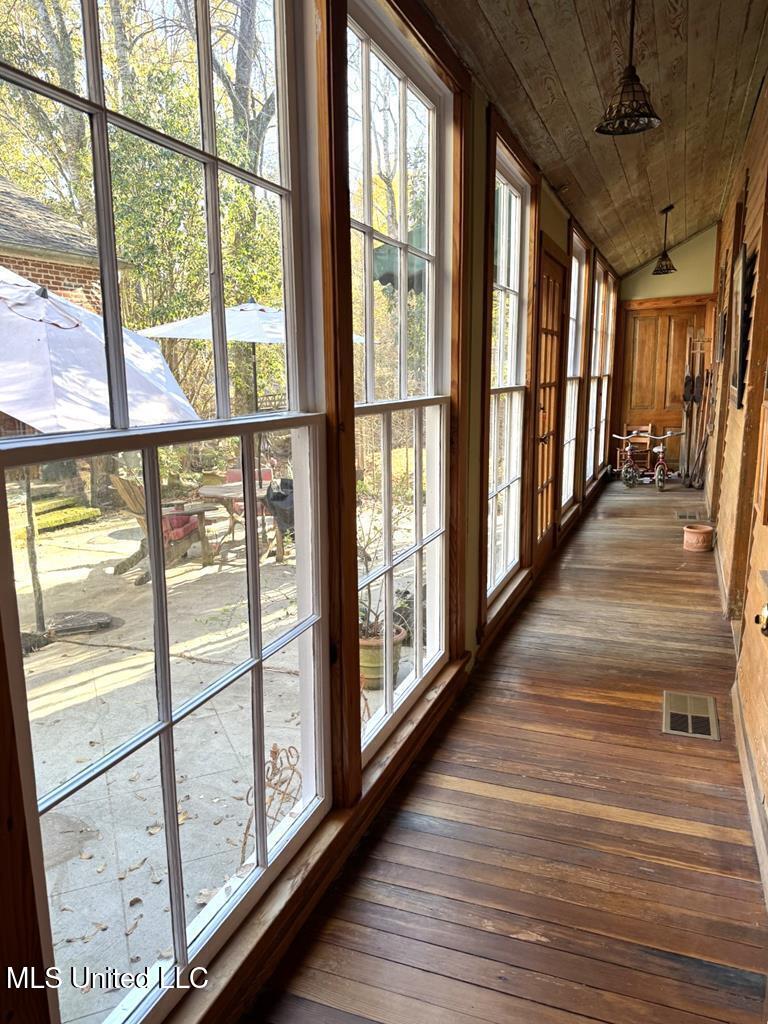 48 Fairway Drive Property Photo 13