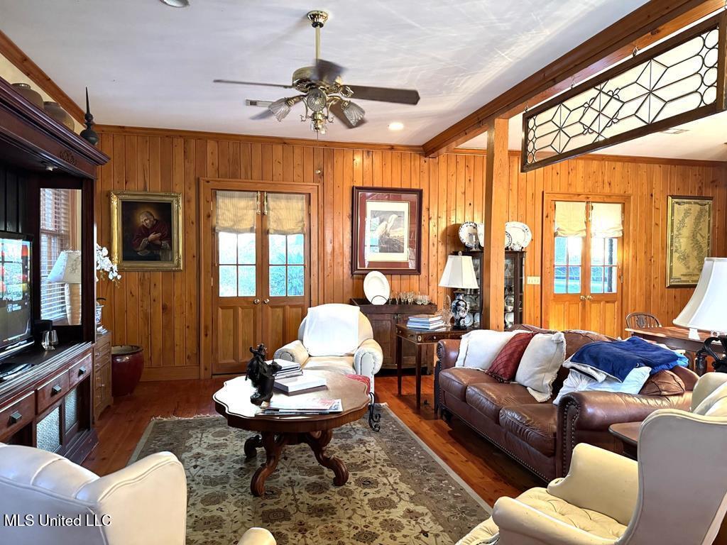 48 Fairway Drive Property Photo 25