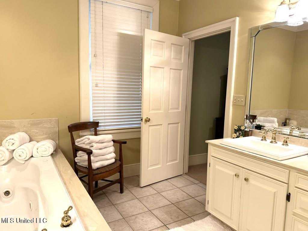 48 Fairway Drive Property Photo 47