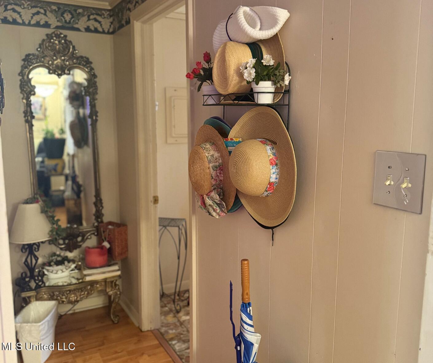 1041 Van Norman Property Photo 14