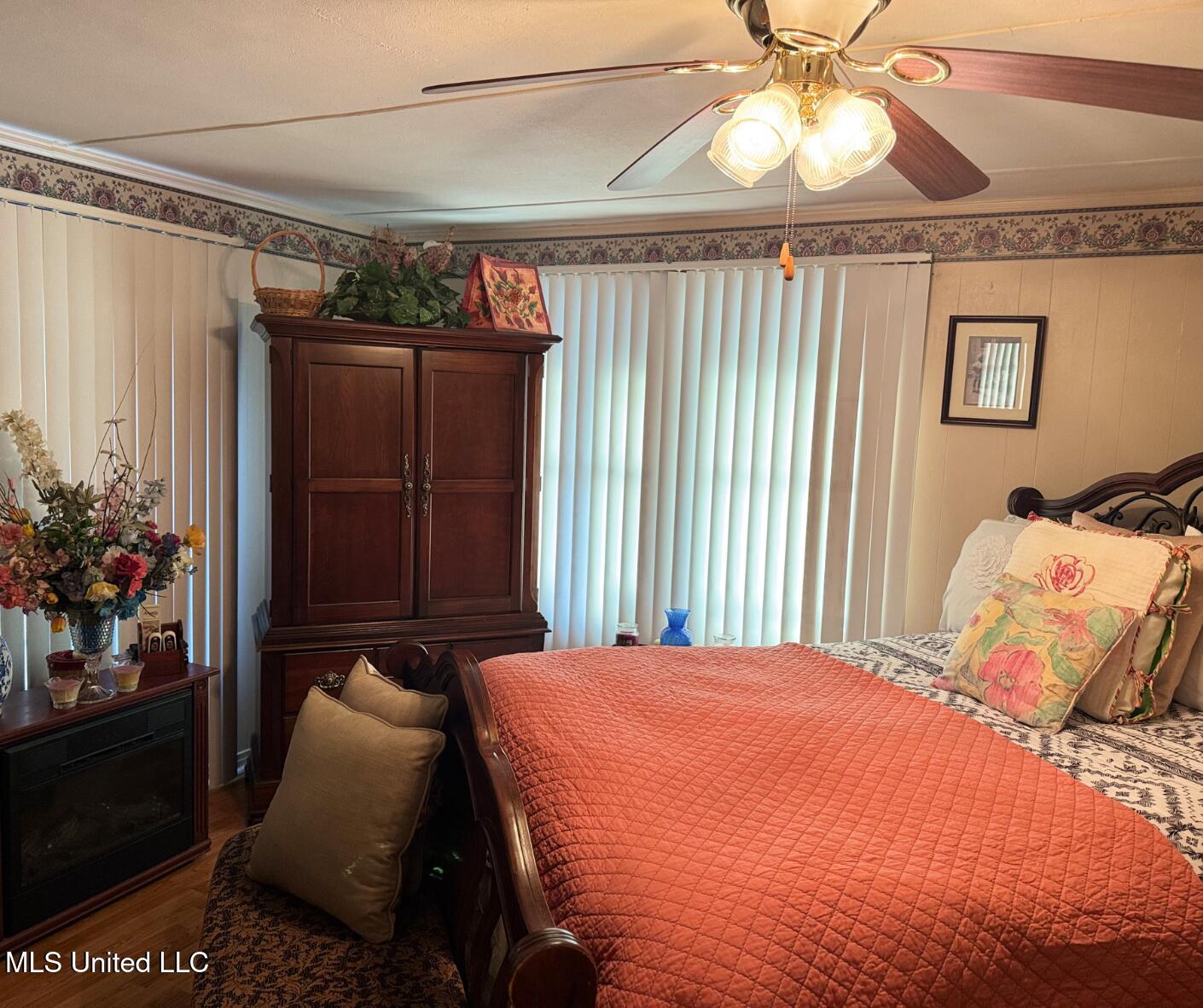 1041 Van Norman Property Photo 17