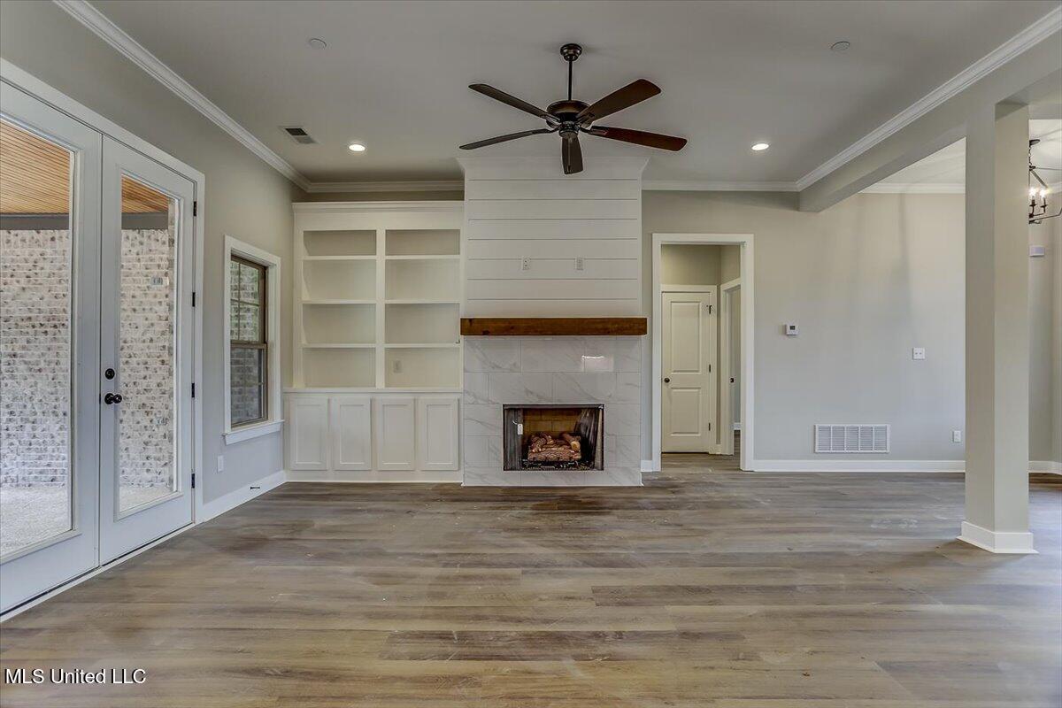 9072 Treadway Creek Drive Property Photo 19