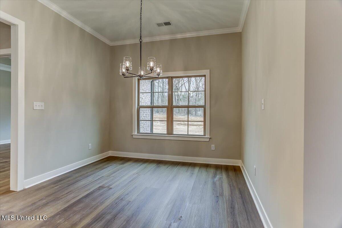 9072 Treadway Creek Drive Property Photo 23