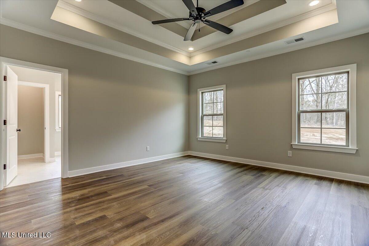 9072 Treadway Creek Drive Property Photo 28