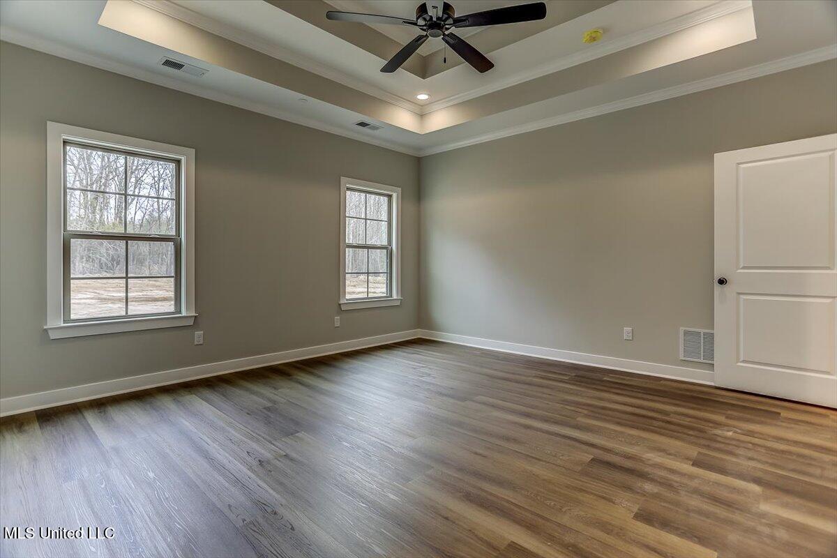 9072 Treadway Creek Drive Property Photo 34