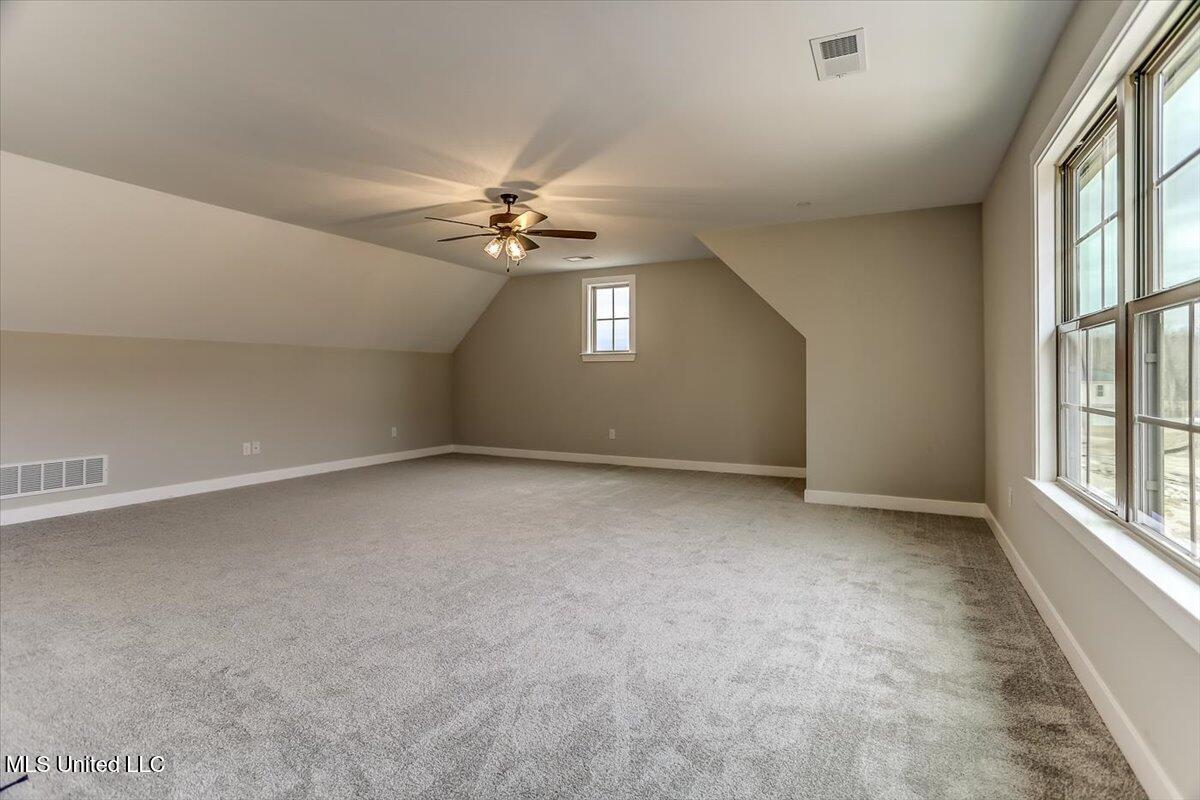 9072 Treadway Creek Drive Property Photo 39