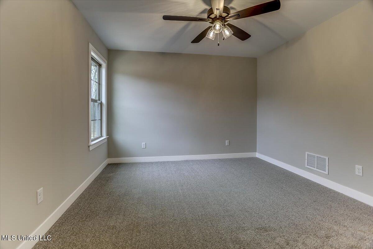 9072 Treadway Creek Drive Property Photo 42