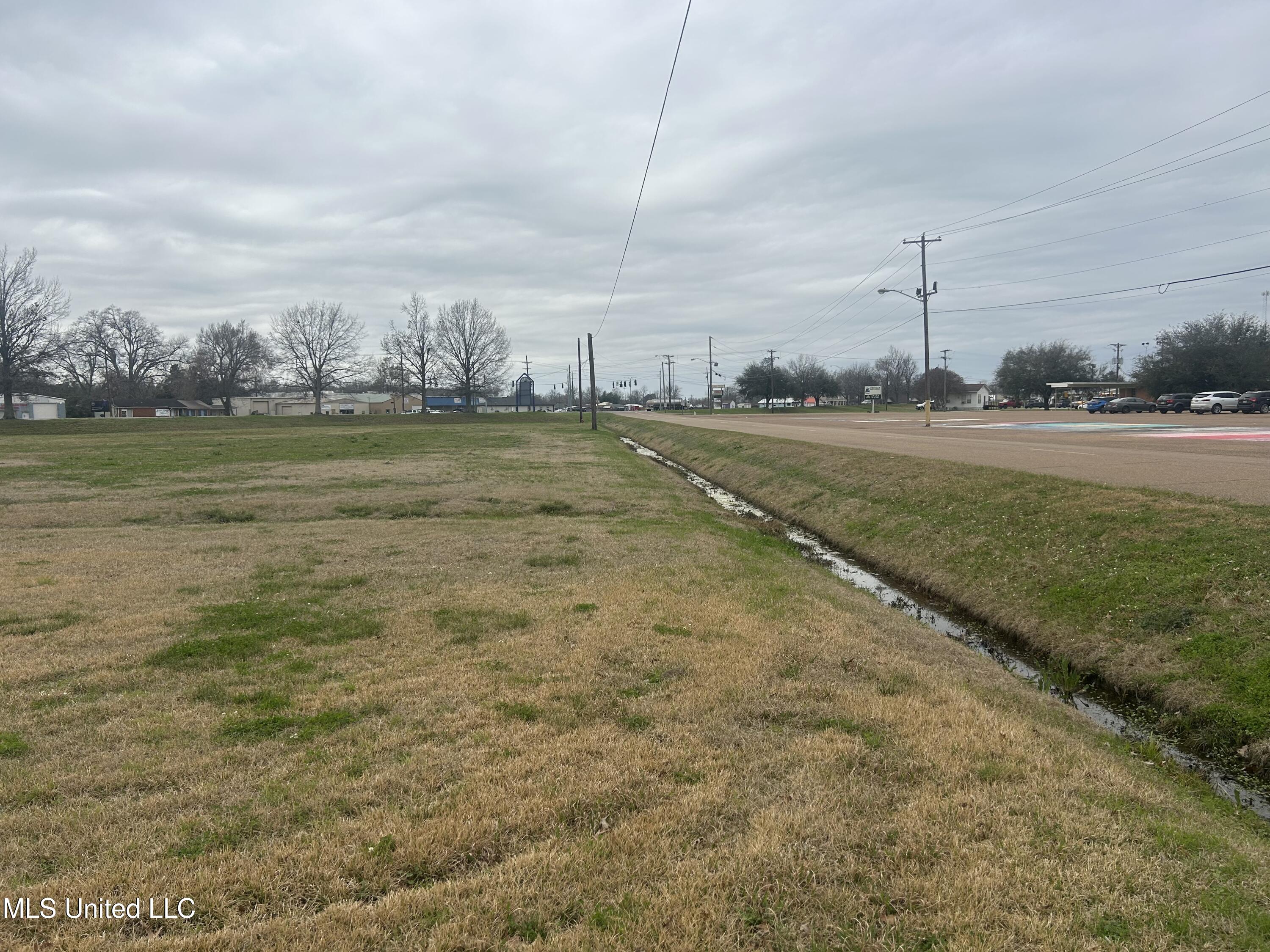 Hwy 84 A&h Property Photo 2