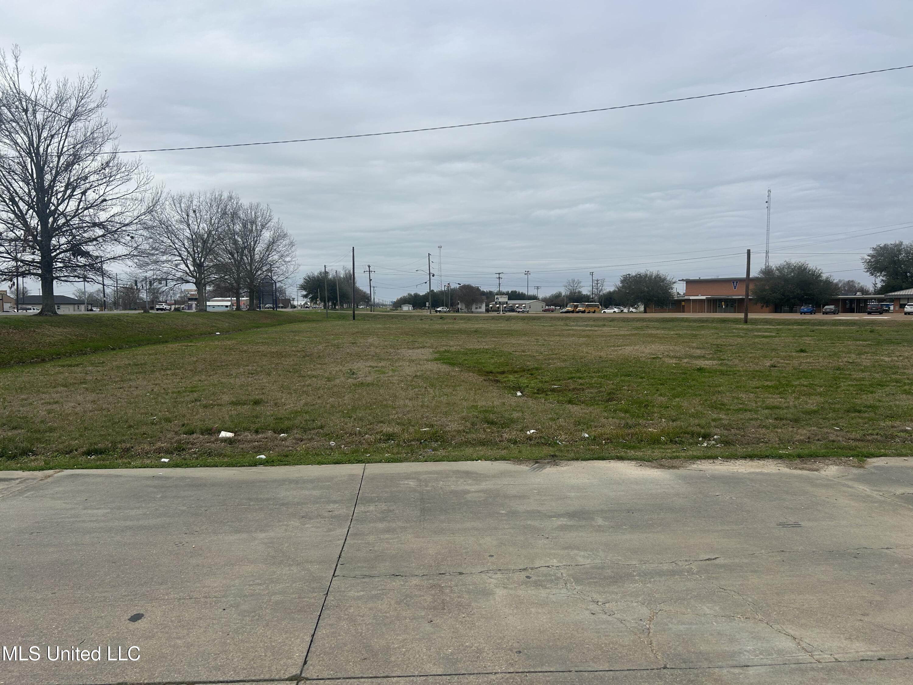 Hwy 84 A&h Property Photo 3