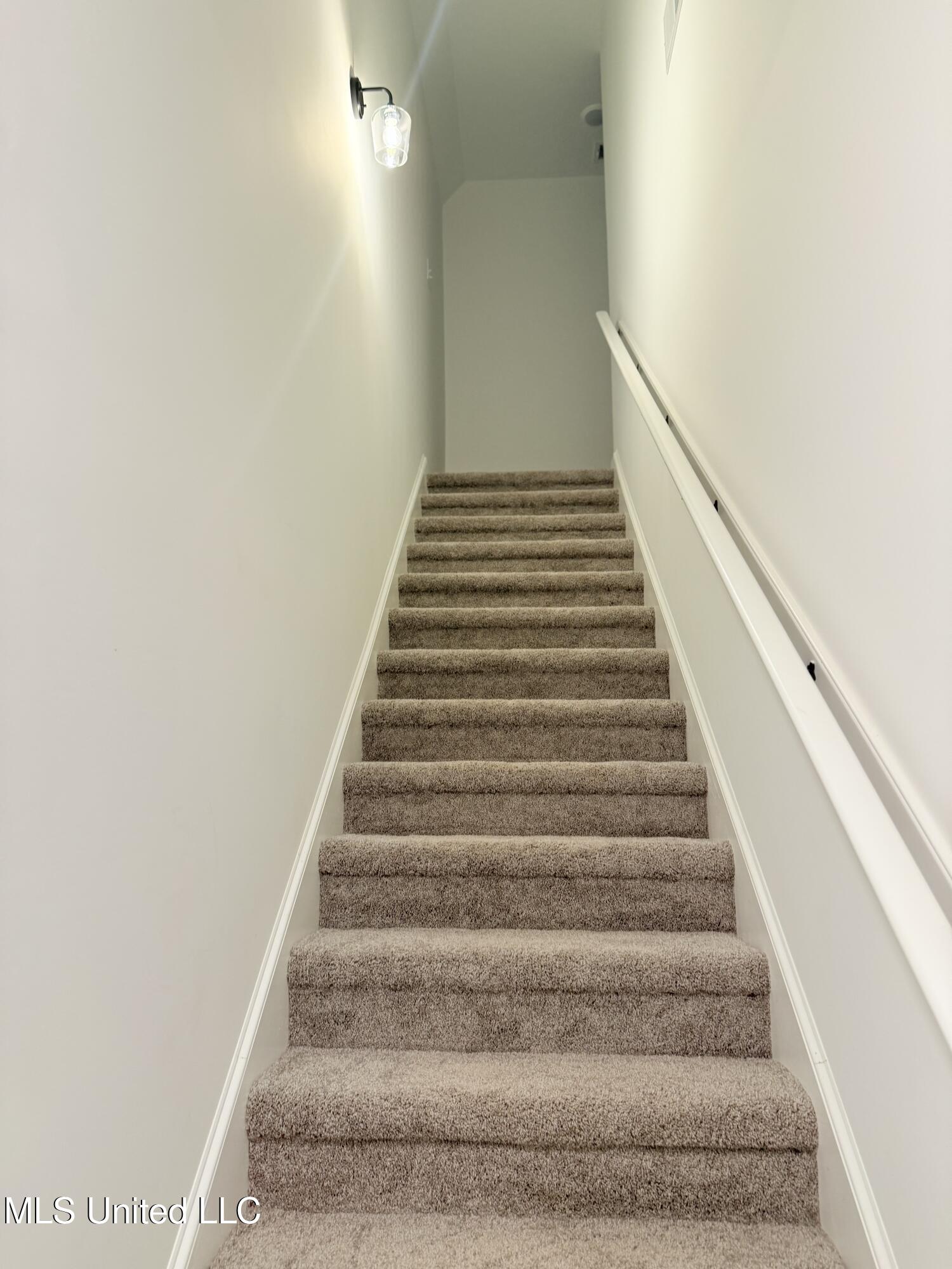 3141 Winterwood Drive Property Photo 9