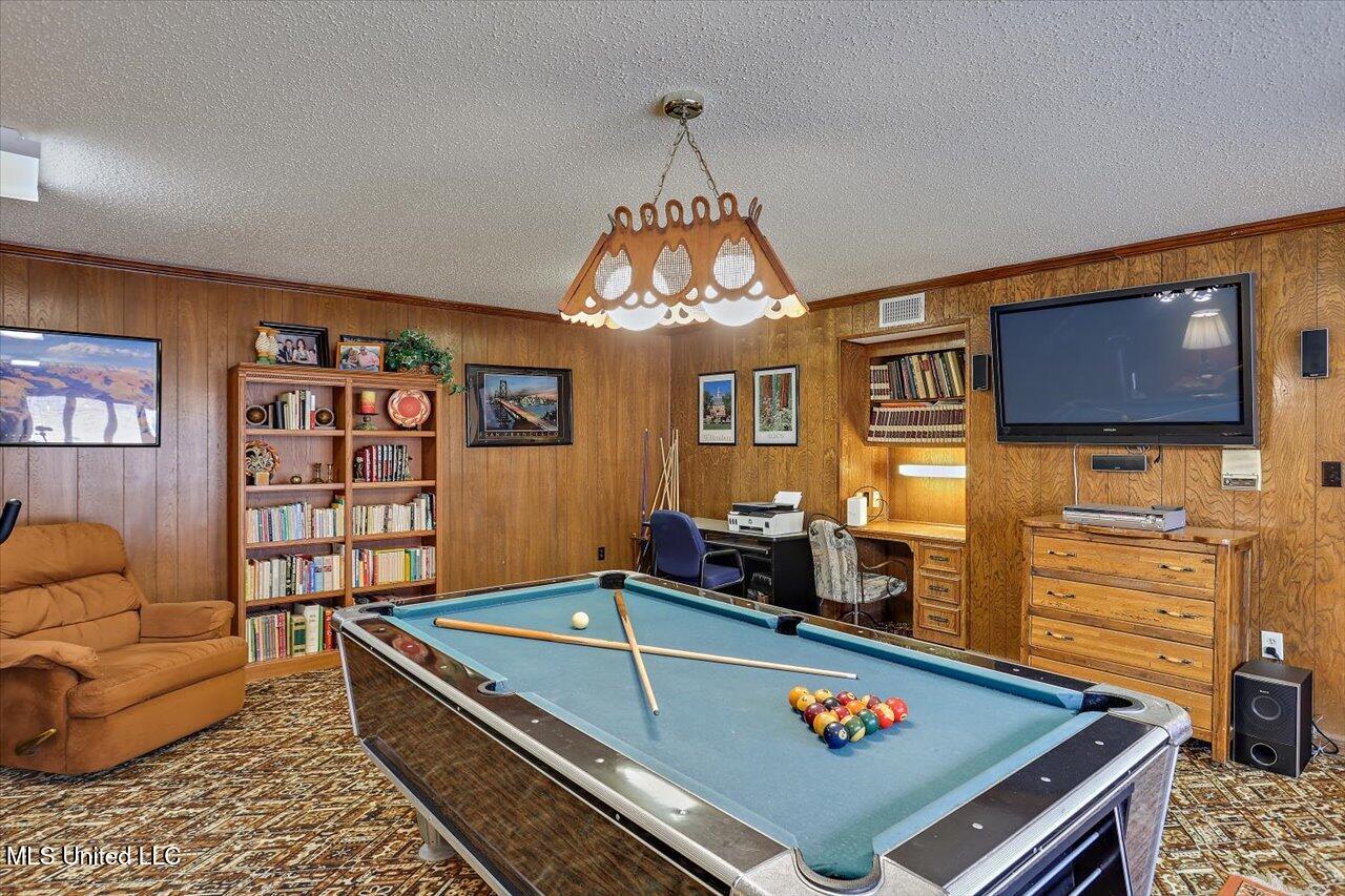 105 Lauren Lane Property Photo 29