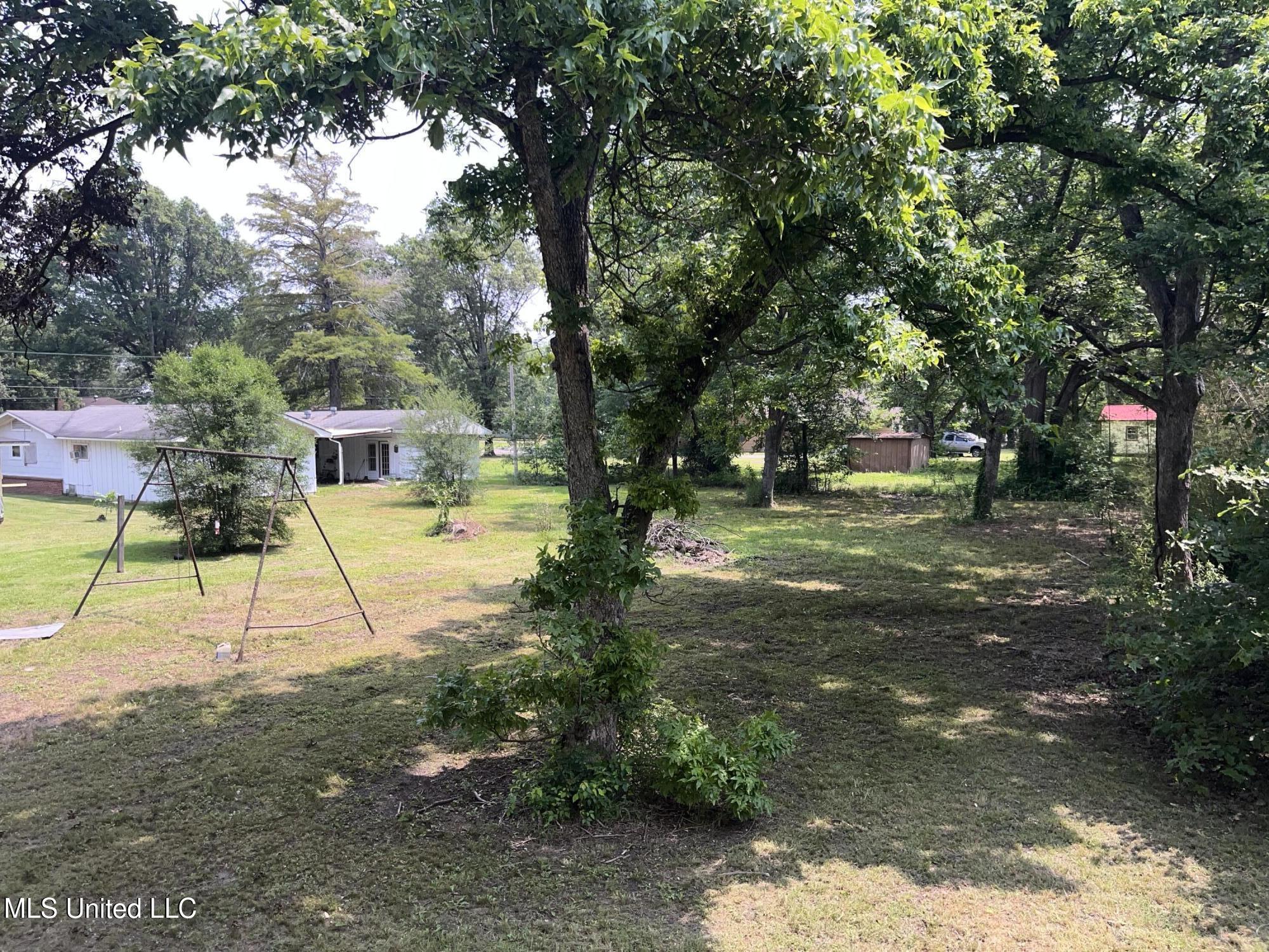 517 W Washington Street Property Photo 19