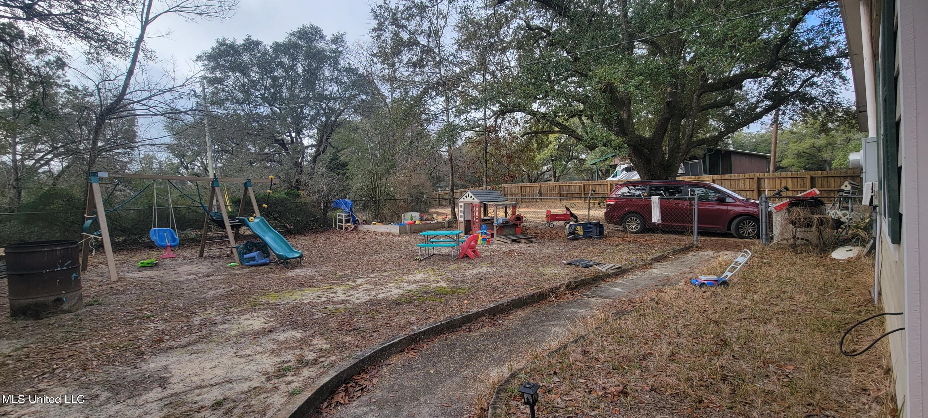 12174 Vidalia Road Property Photo 4