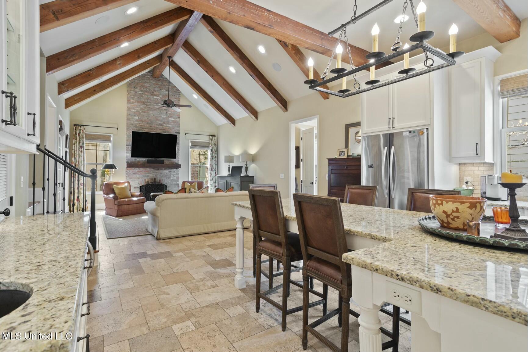 5 Pecan Tree Place Property Photo 18