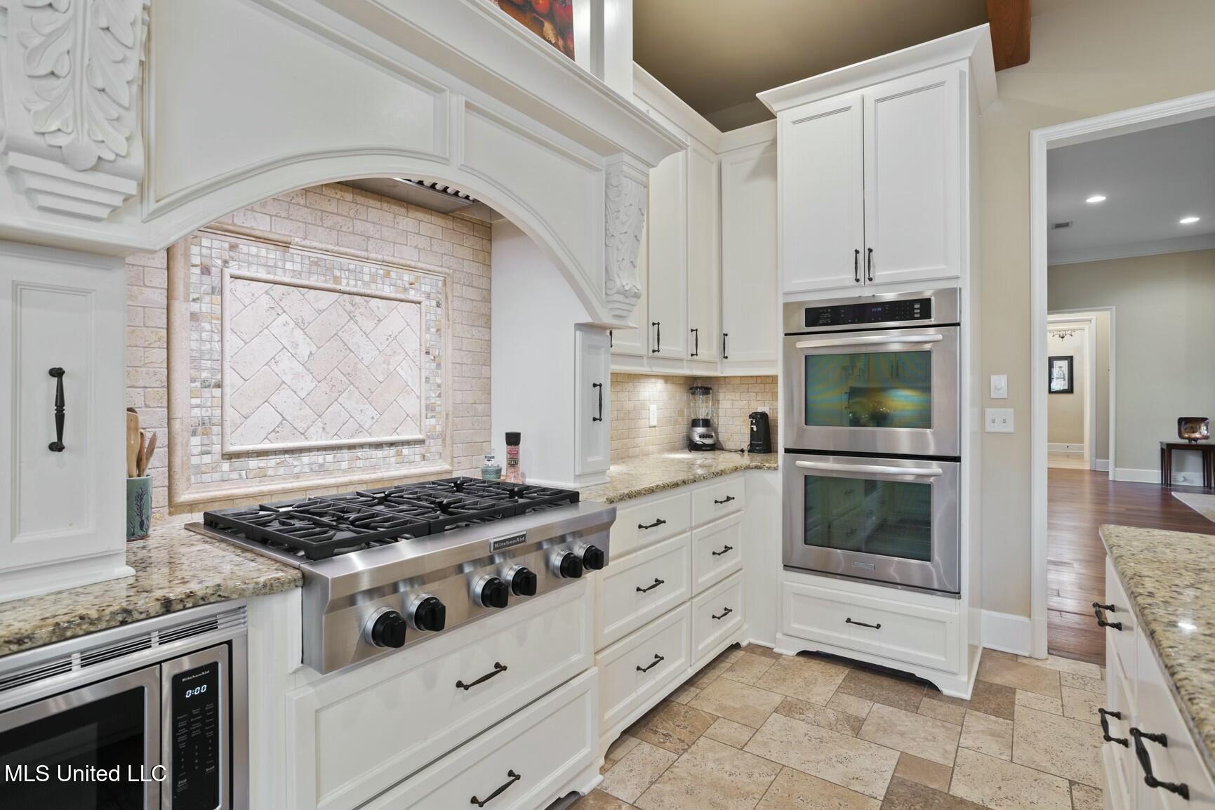 5 Pecan Tree Place Property Photo 19