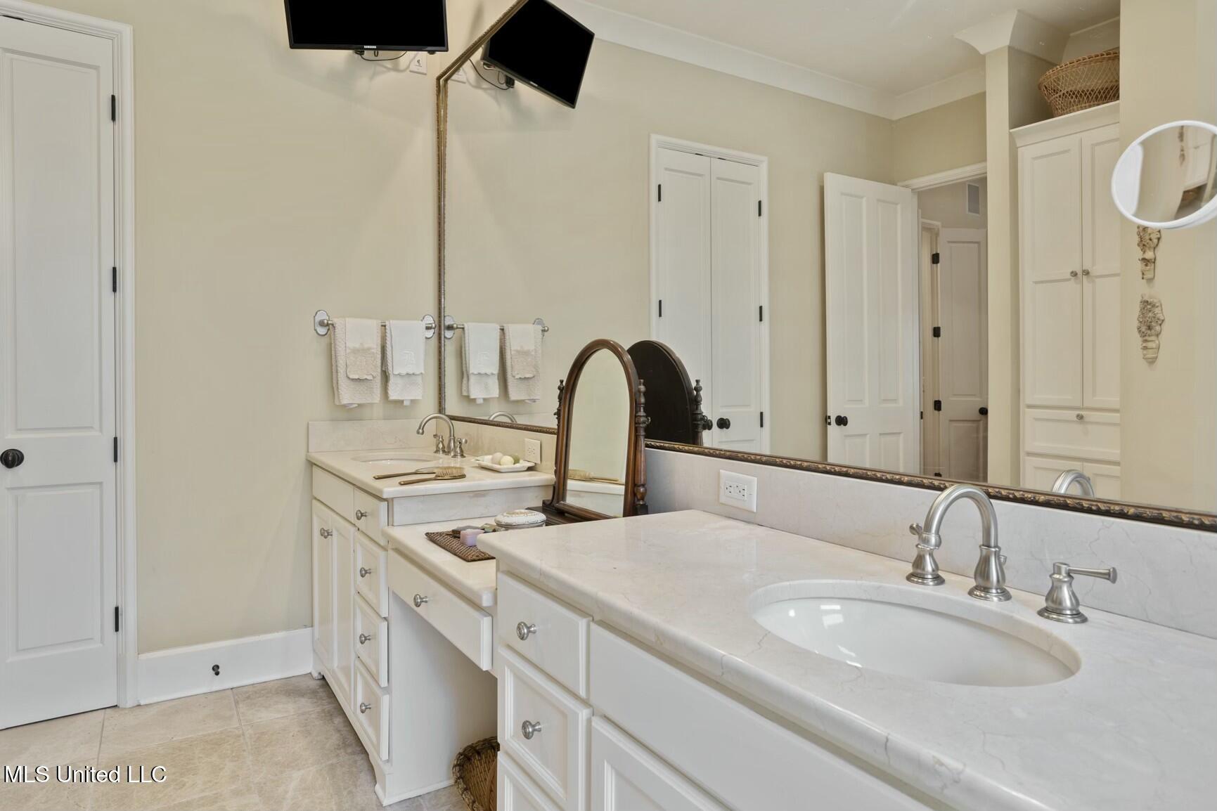 5 Pecan Tree Place Property Photo 25