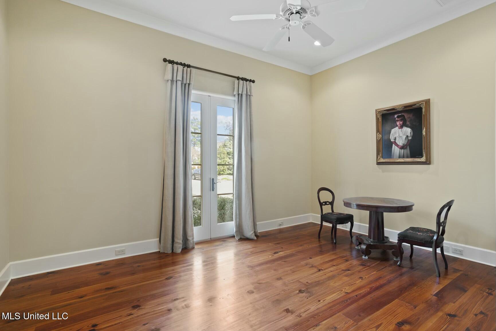 5 Pecan Tree Place Property Photo 29