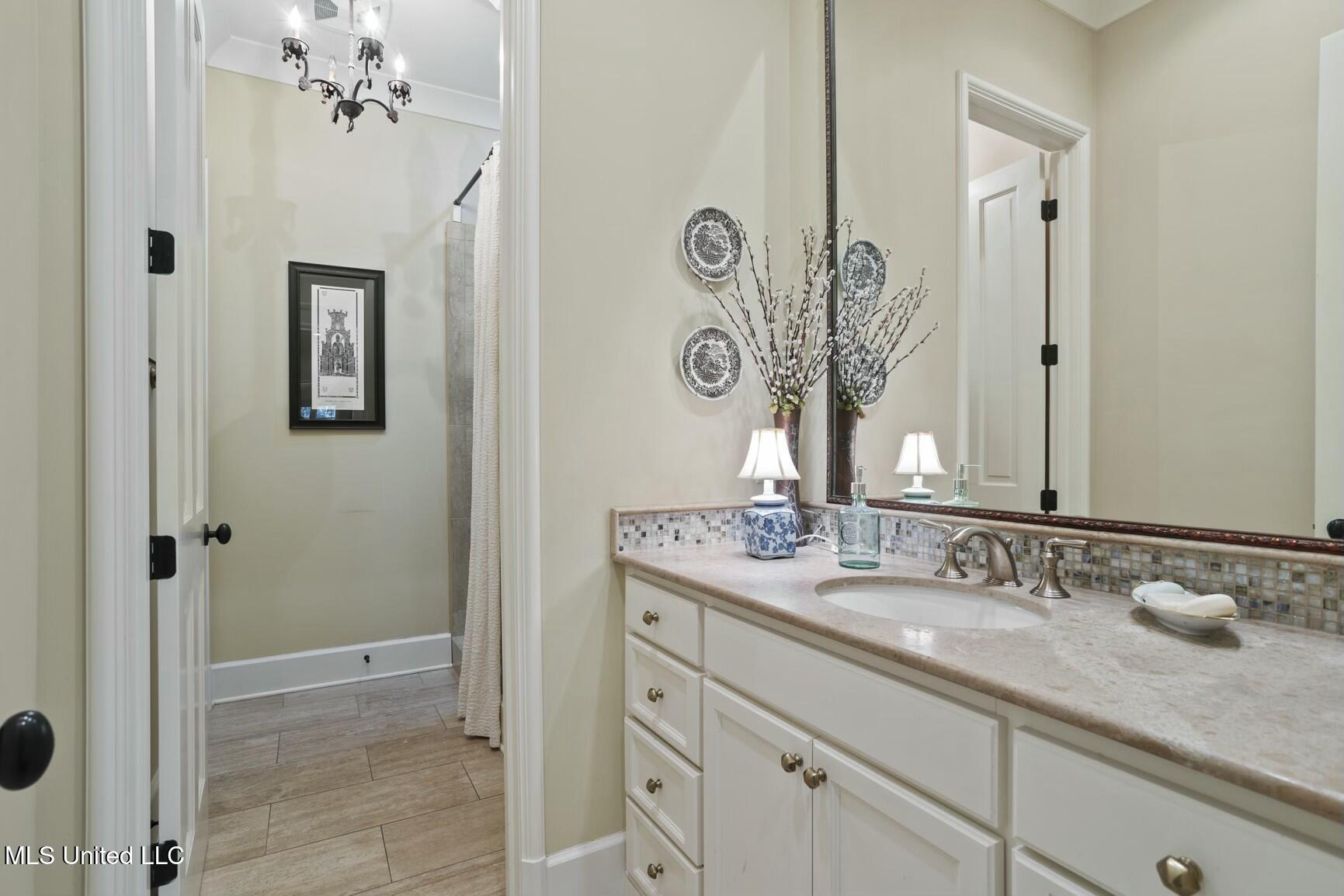 5 Pecan Tree Place Property Photo 30