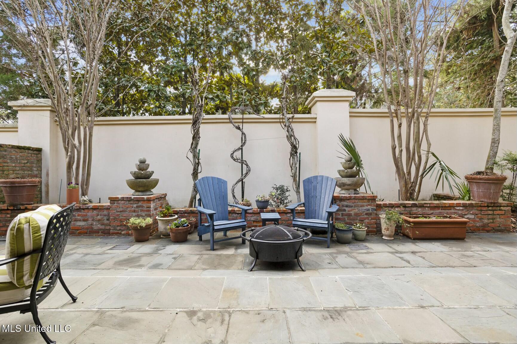 5 Pecan Tree Place Property Photo 38