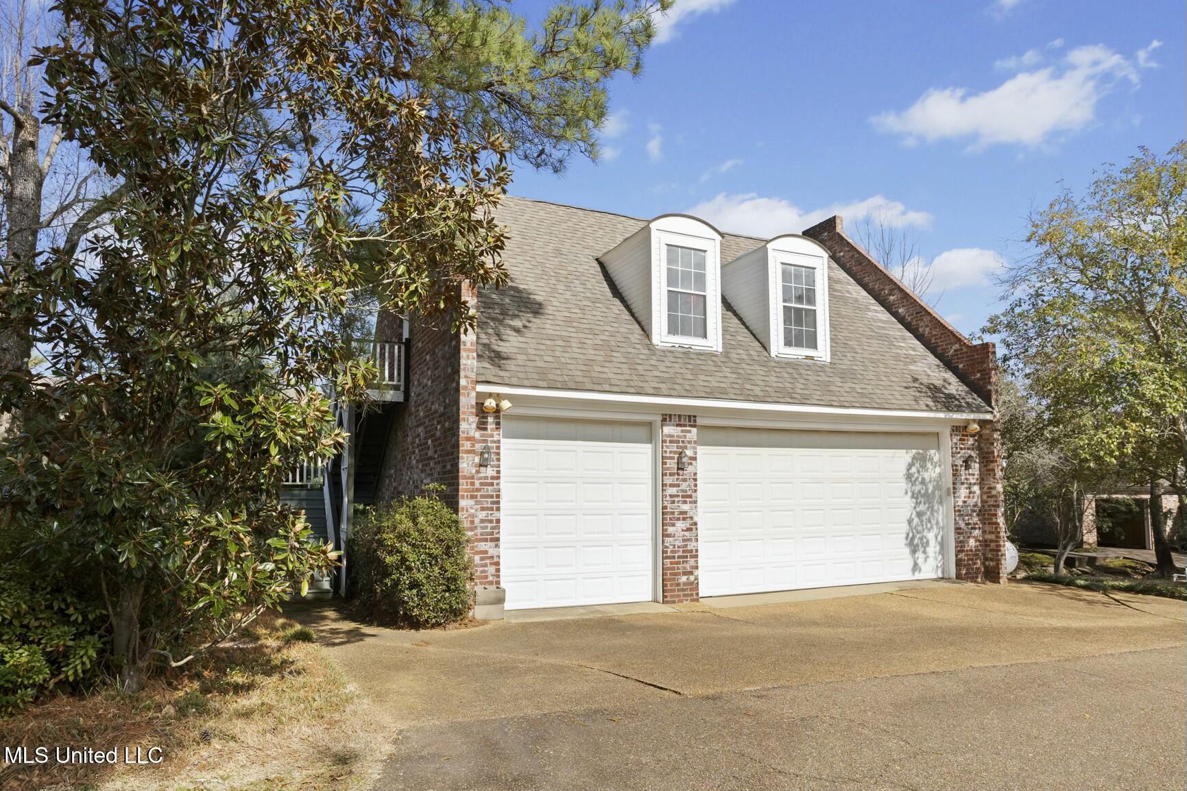 5 Pecan Tree Place Property Photo 55