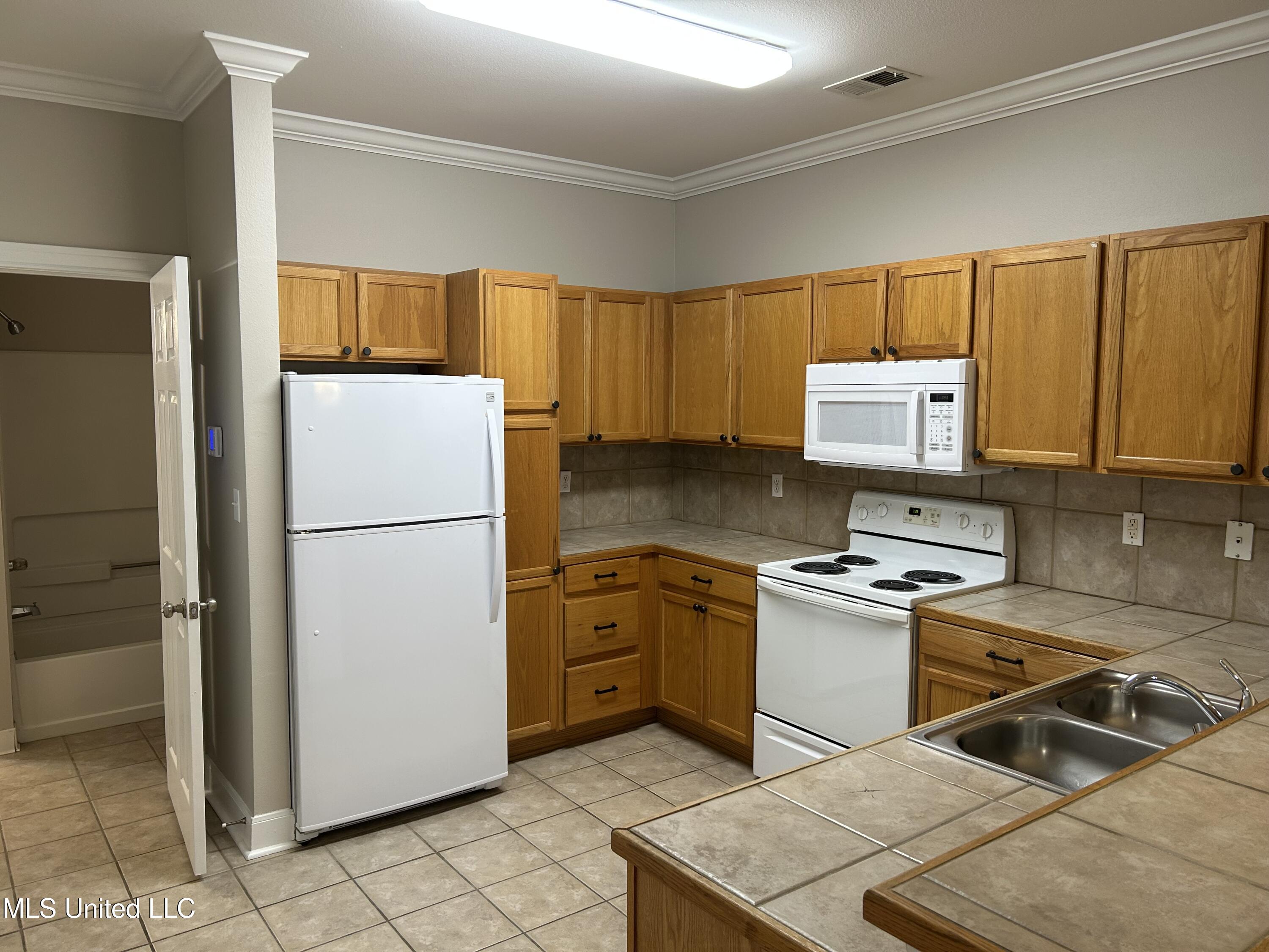 804 Private Rd 3097 Property Photo 2