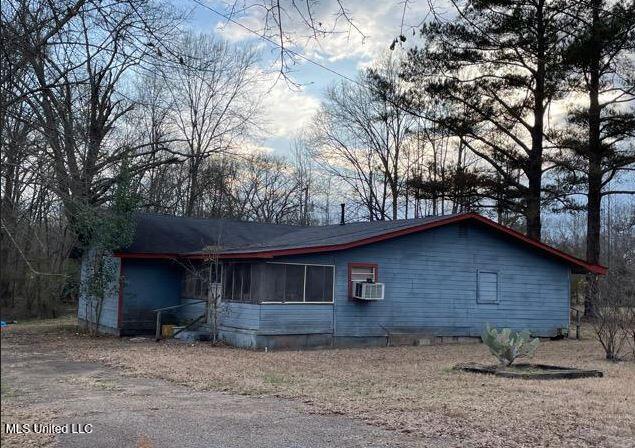 1157 Bunyard Road Property Photo