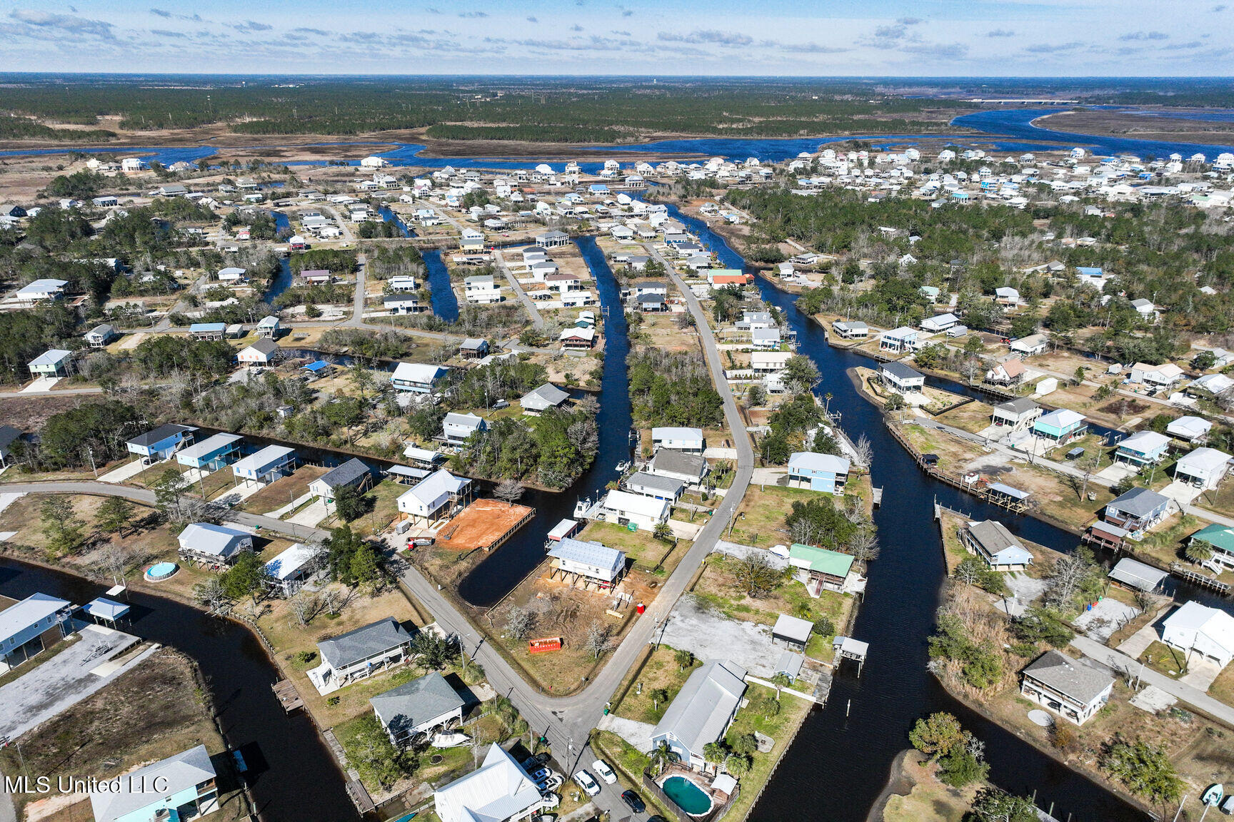 10000 New York Street Property Photo 23