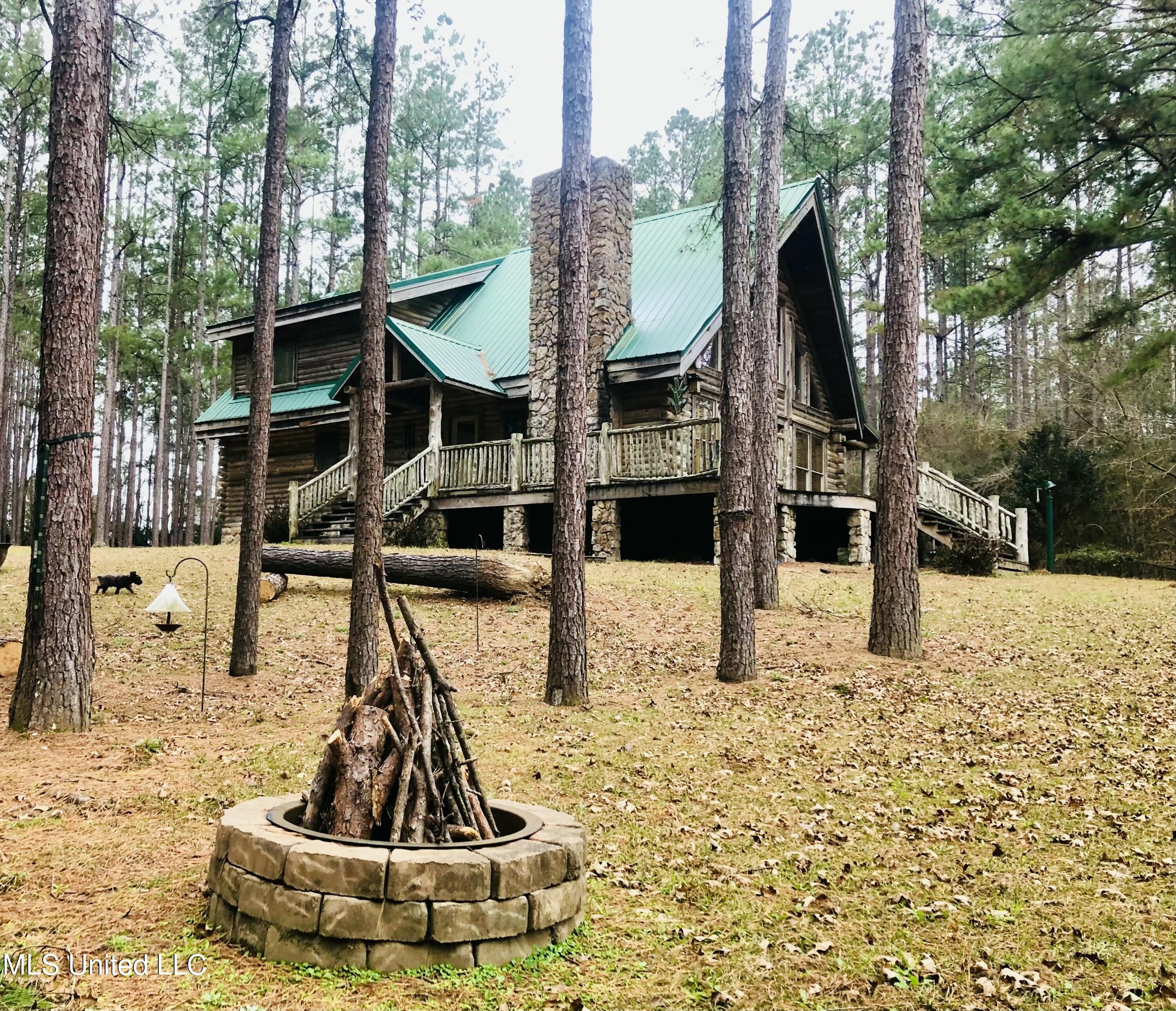 3181 Centerville Road Property Photo 4