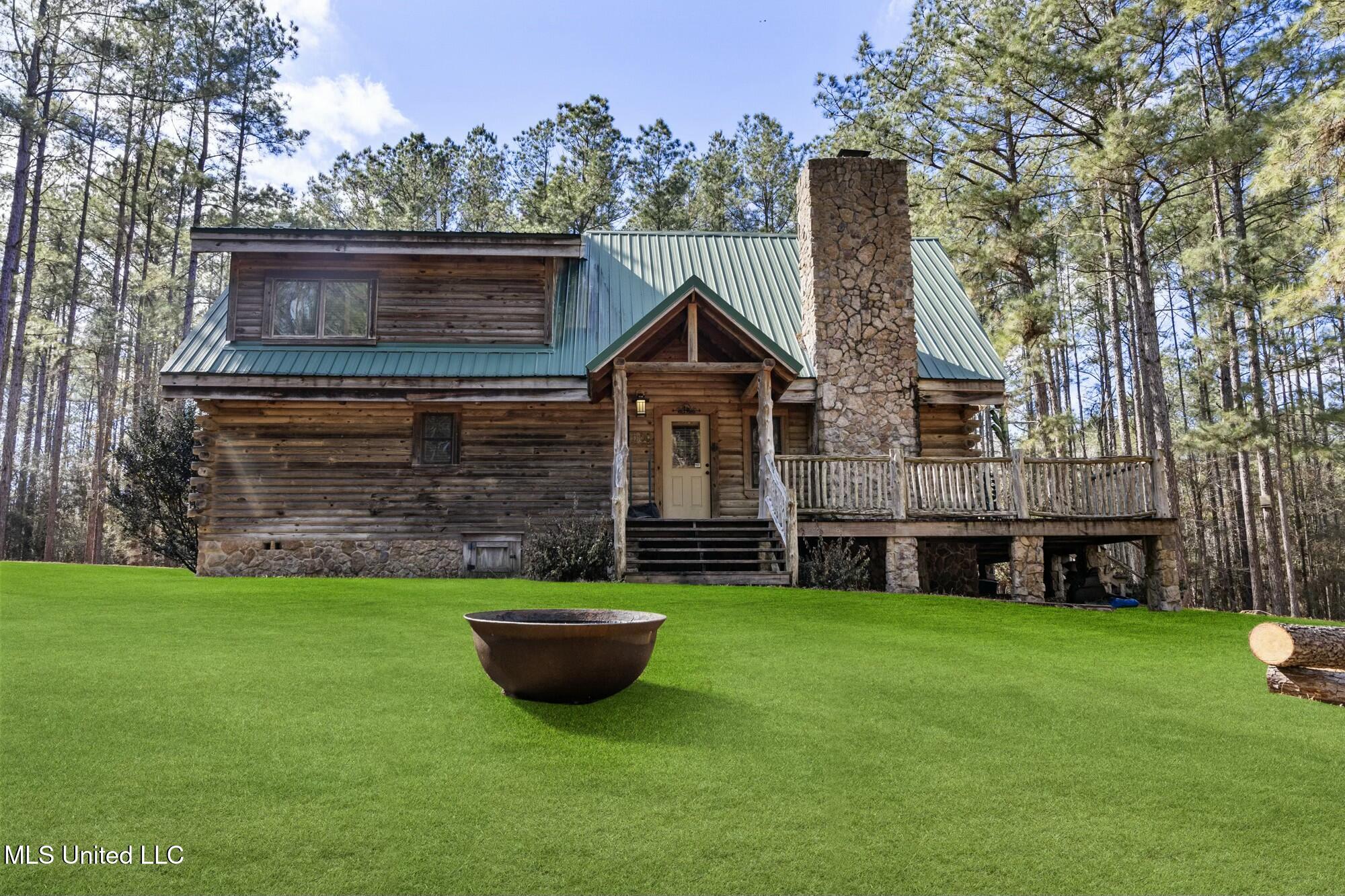 3181 Centerville Road Property Photo 6