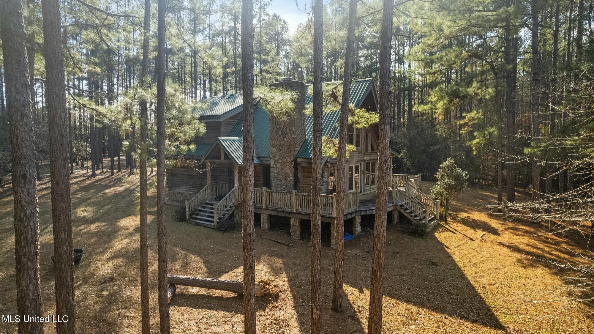 3181 Centerville Road Property Photo 7