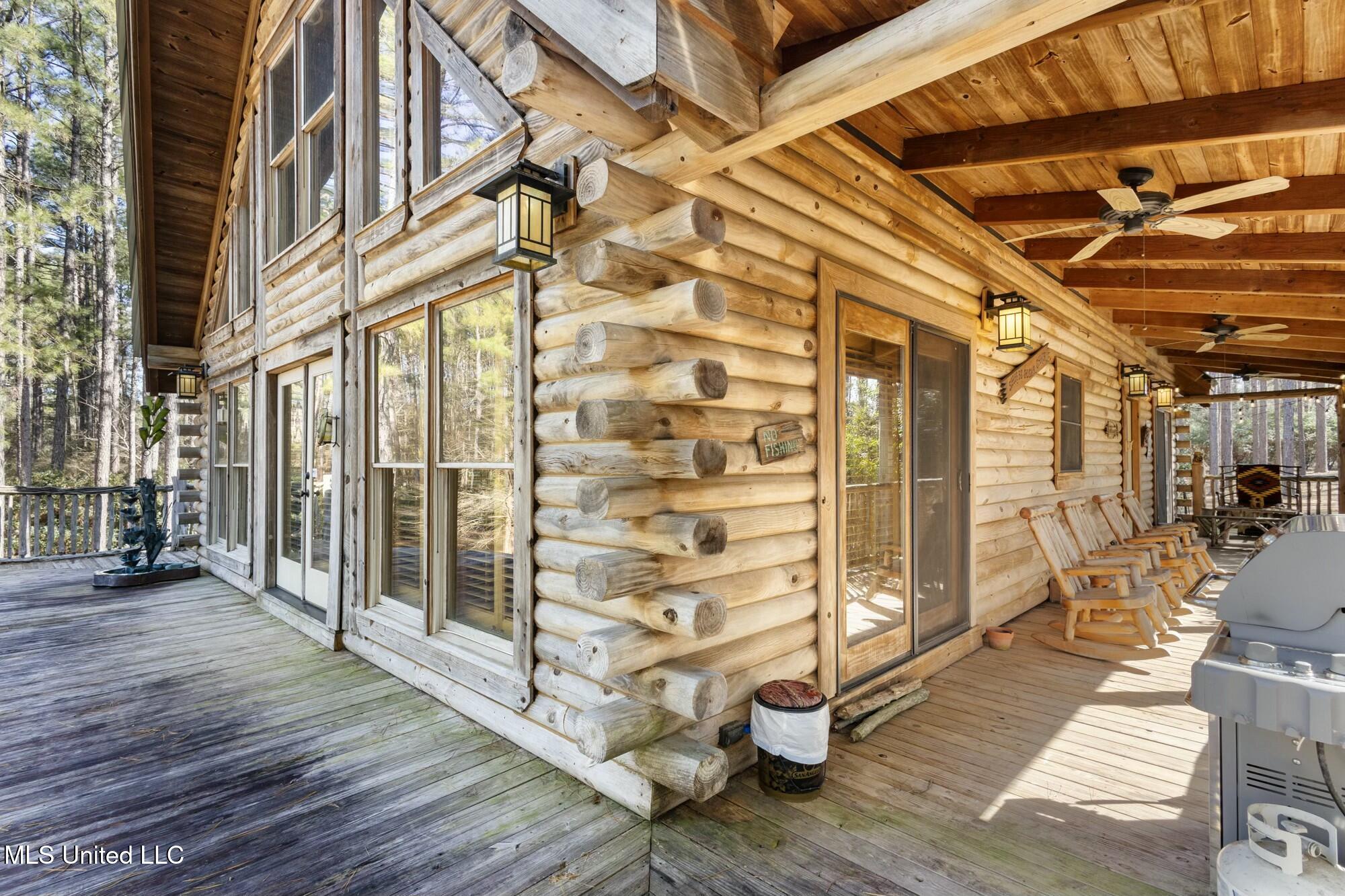 3181 Centerville Road Property Photo 10