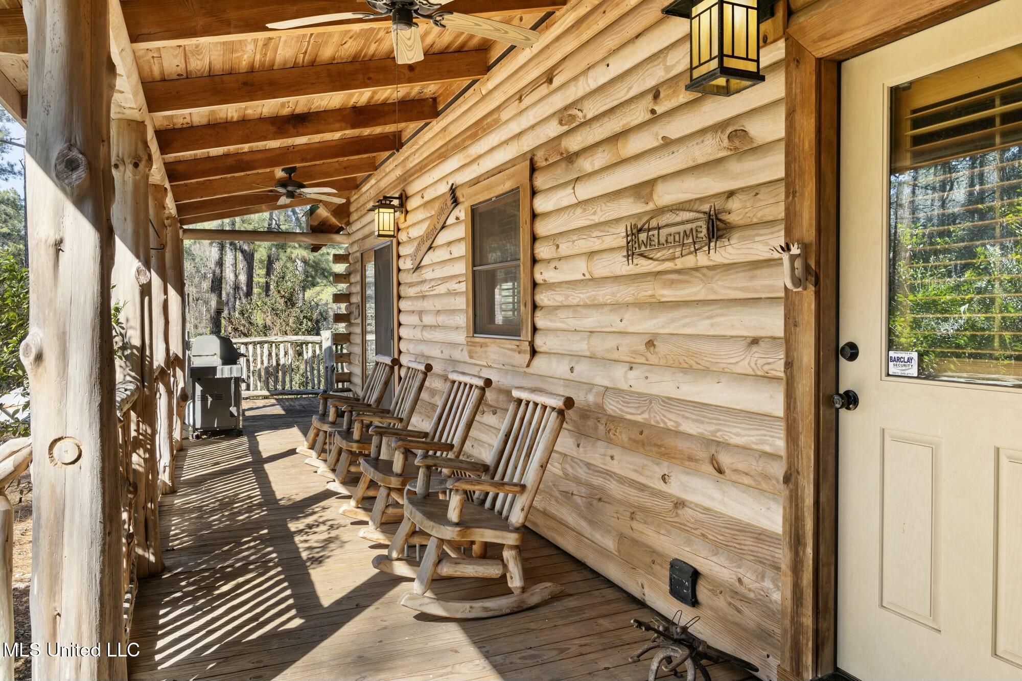 3181 Centerville Road Property Photo 14