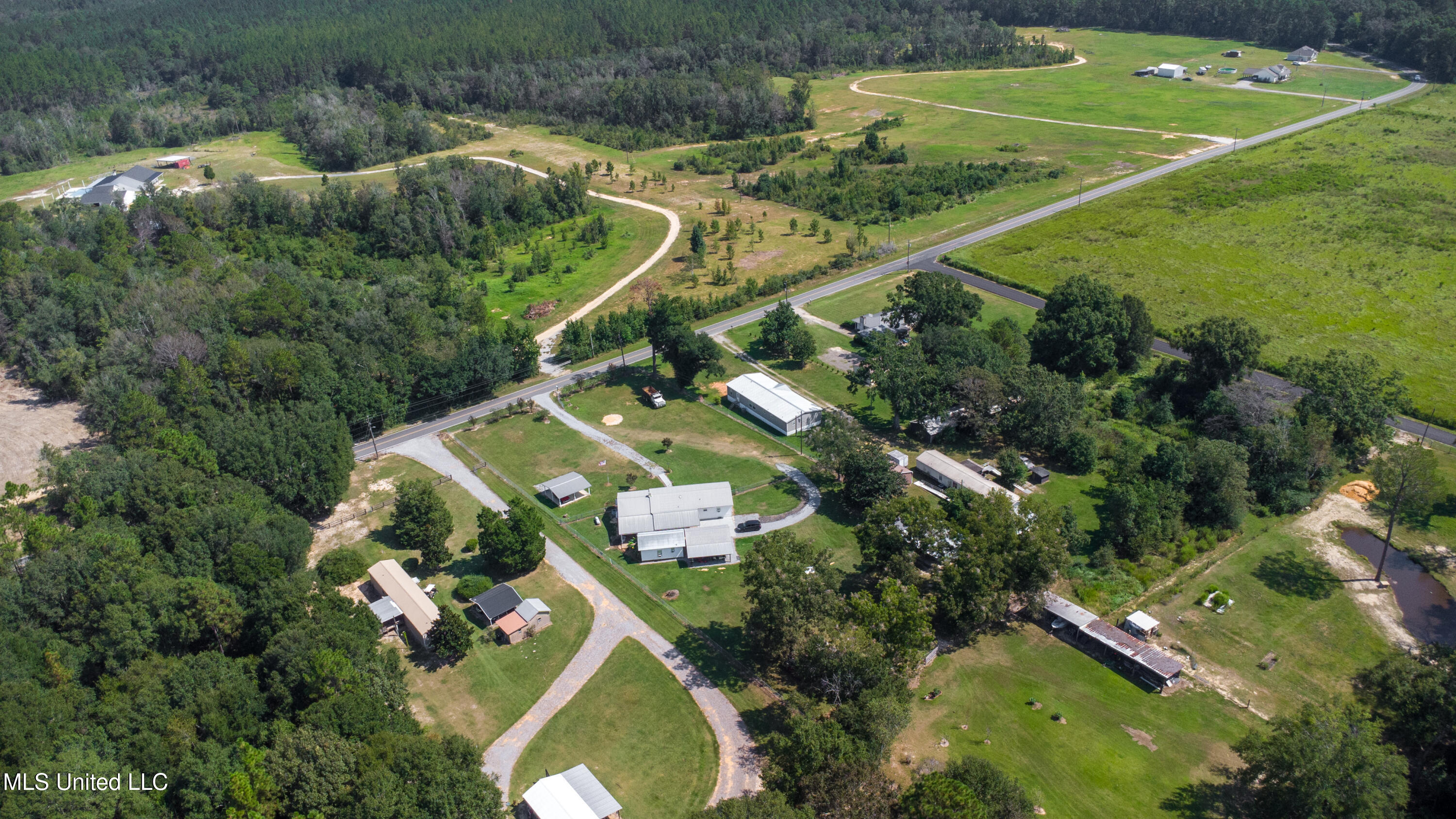 1273 Stonecypher Road Property Photo 5