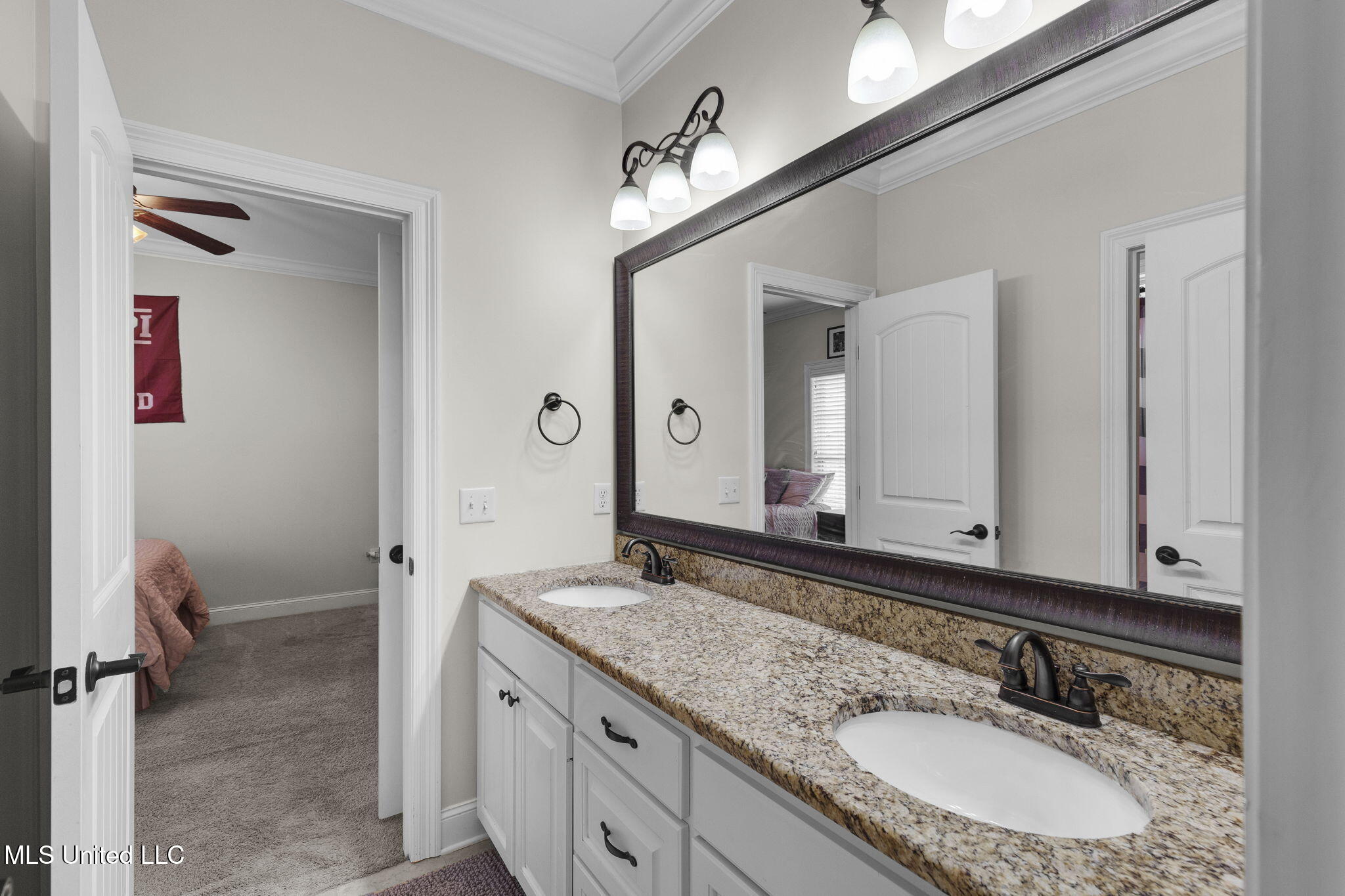 147 Hampton Hills Boulevard Property Photo 29