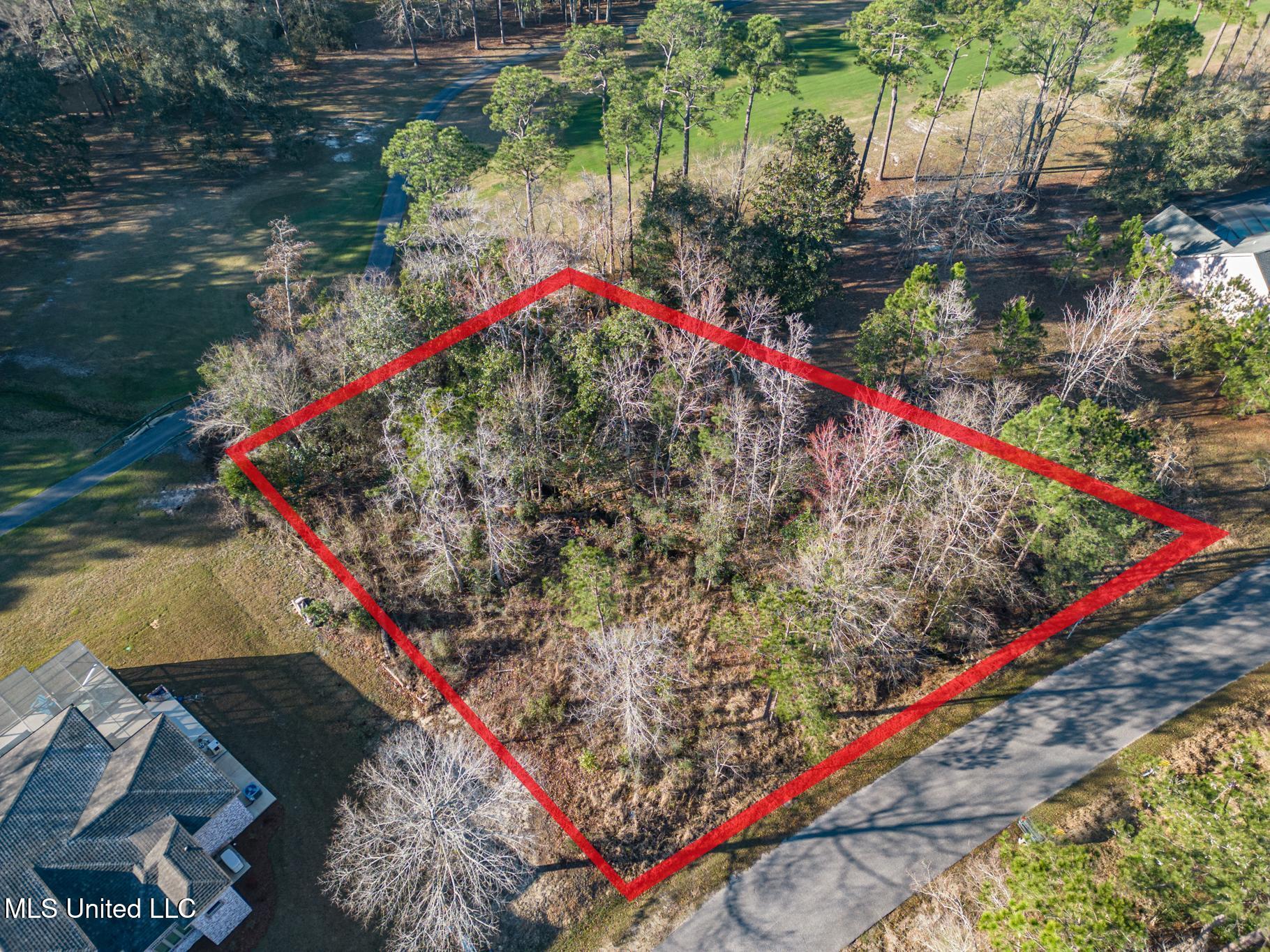 Turnberry Drive Property Photo 4