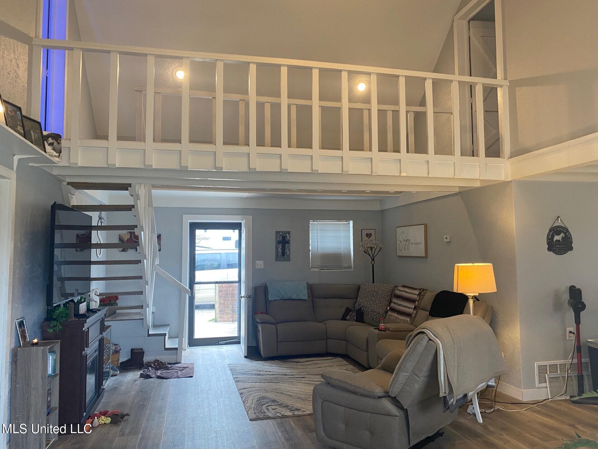 2648 Sycamore Road Property Photo 24