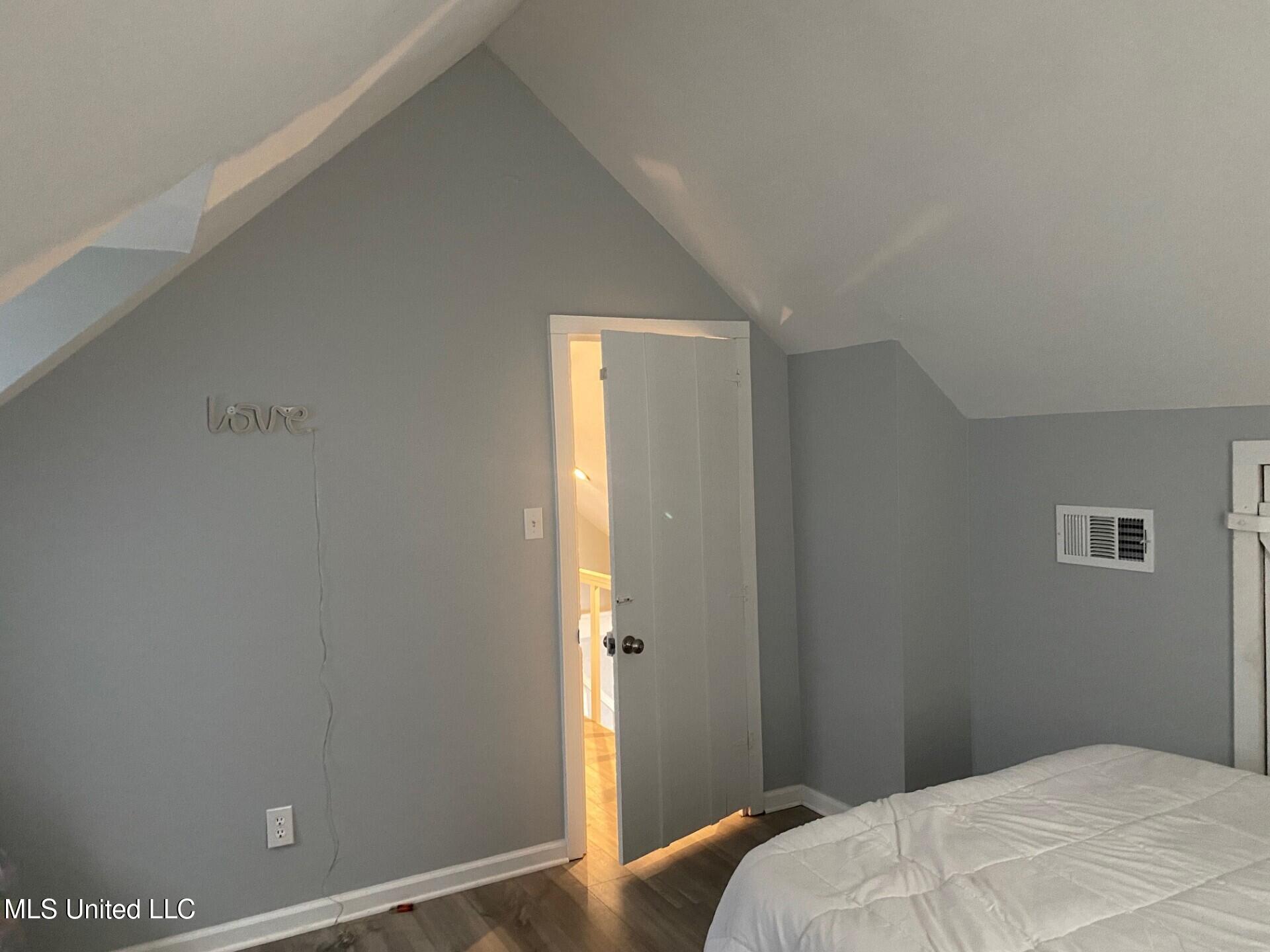 2648 Sycamore Road Property Photo 30