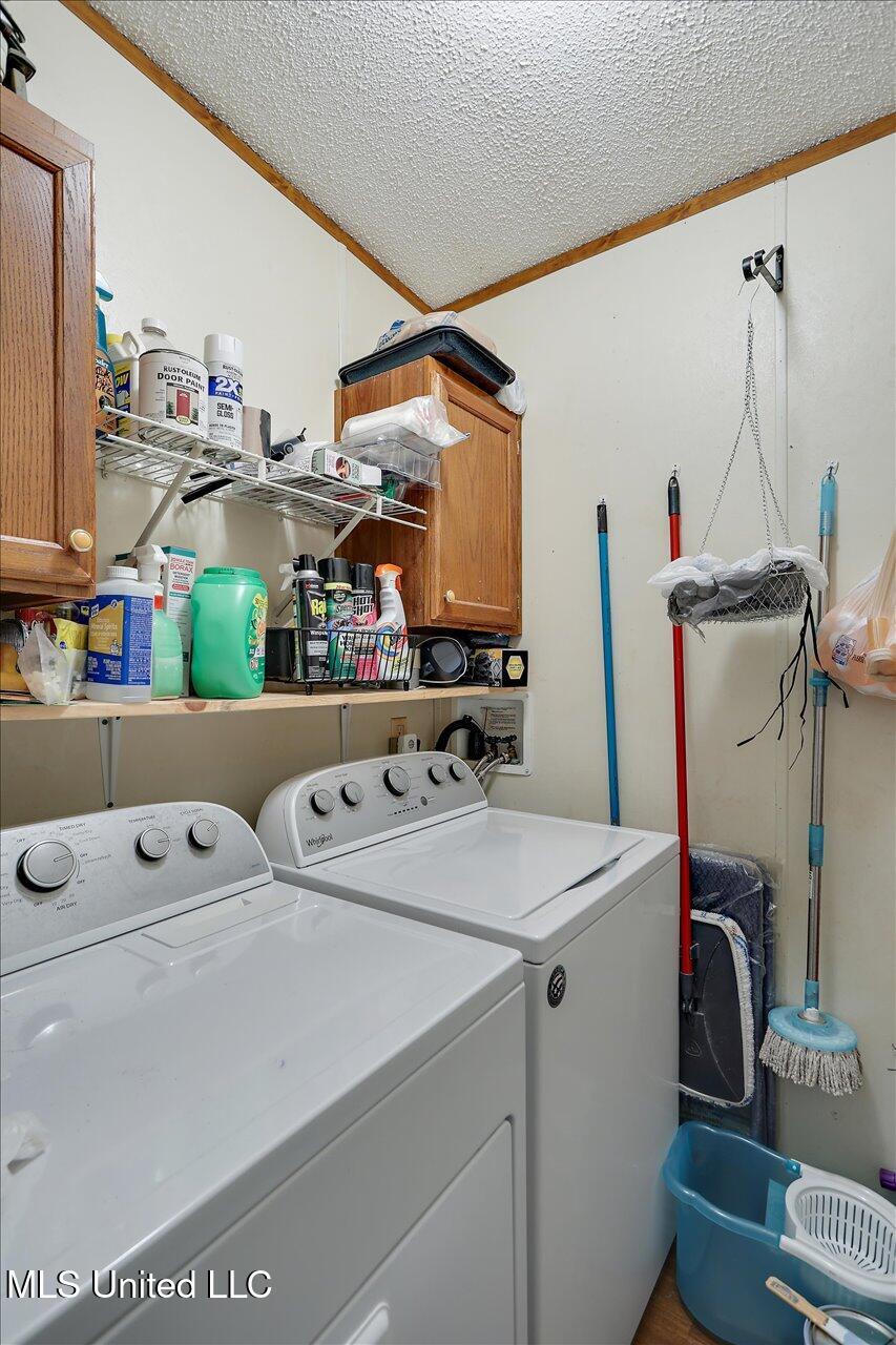 404 Southgate Drive Property Photo 15