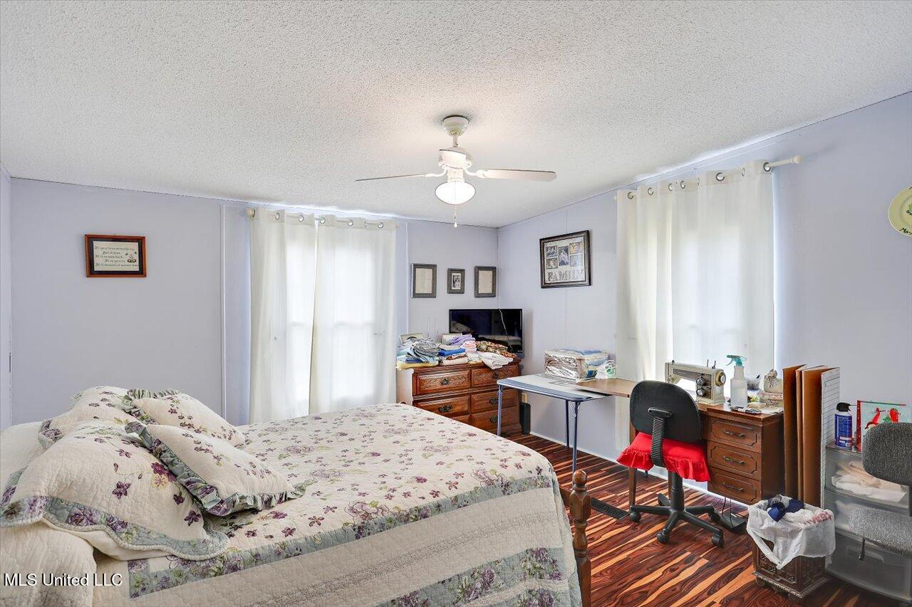 404 Southgate Drive Property Photo 21