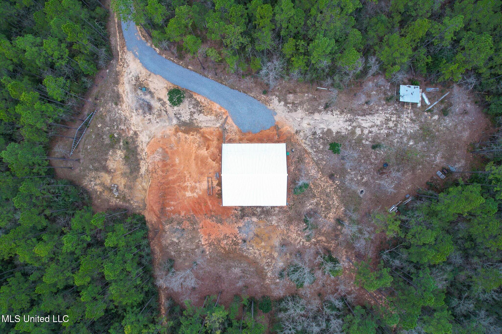 22445 Road 374 Property Photo 5